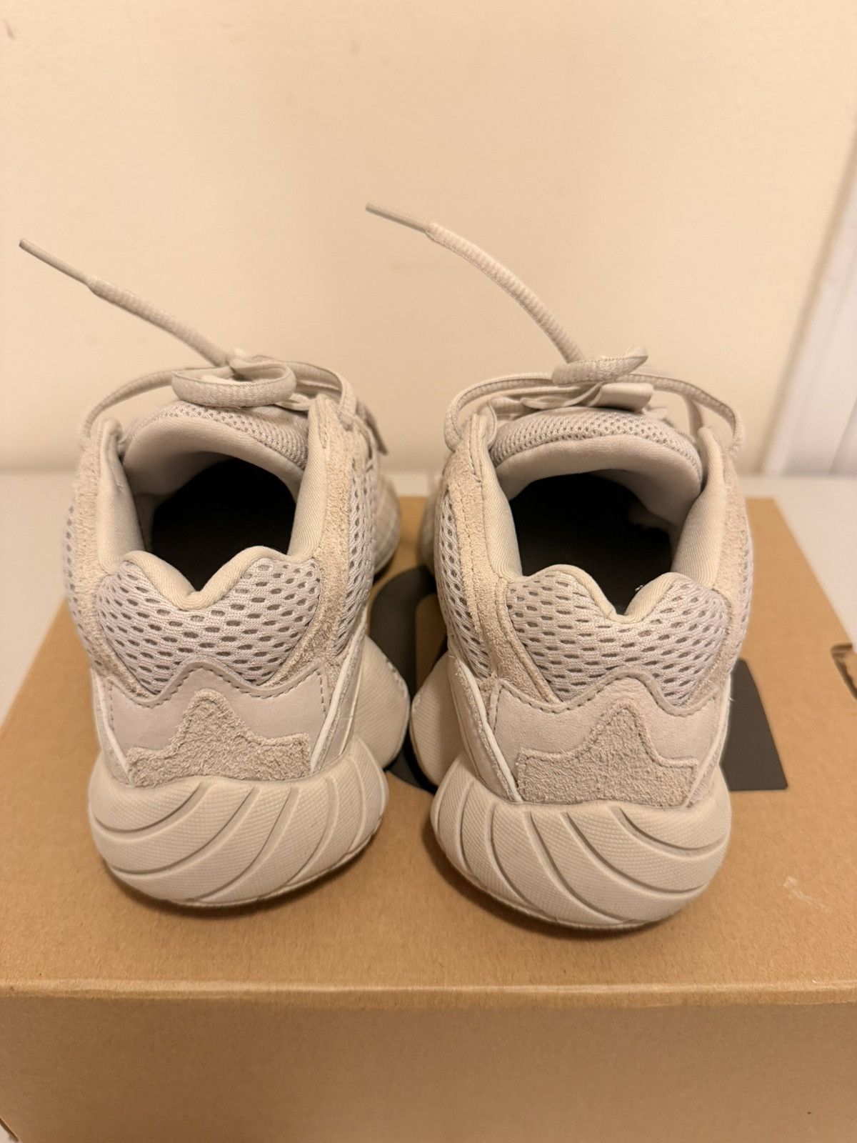 Yeezy Yeezy Boost 500 Blush Size 4 Men / 5.5 Women Size US 5.5 / IT 35.5 - 4 Thumbnail