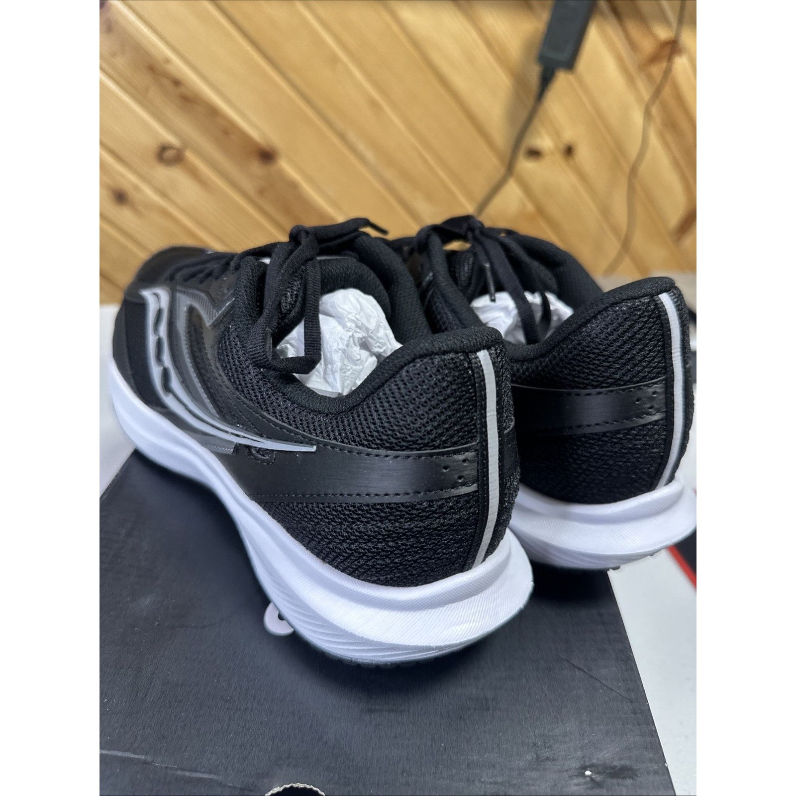 Saucony Man's Sneakers & Athletic Shoes Saucony Cohesion 17 sz 11.5 Size US 11.5 / EU 44-45 - 12 Thumbnail