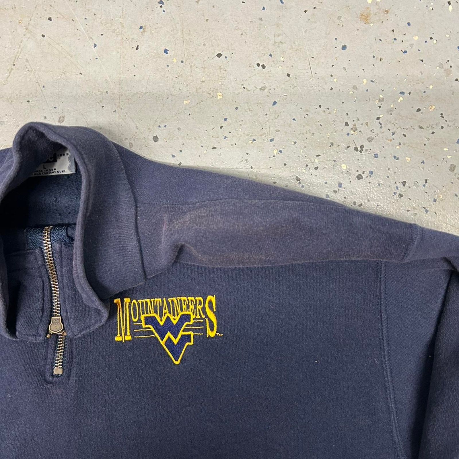 Lee VTG Navy and yellow West Virginia University quarter zip Size US L / EU 52-54 / 3 - 4 Thumbnail