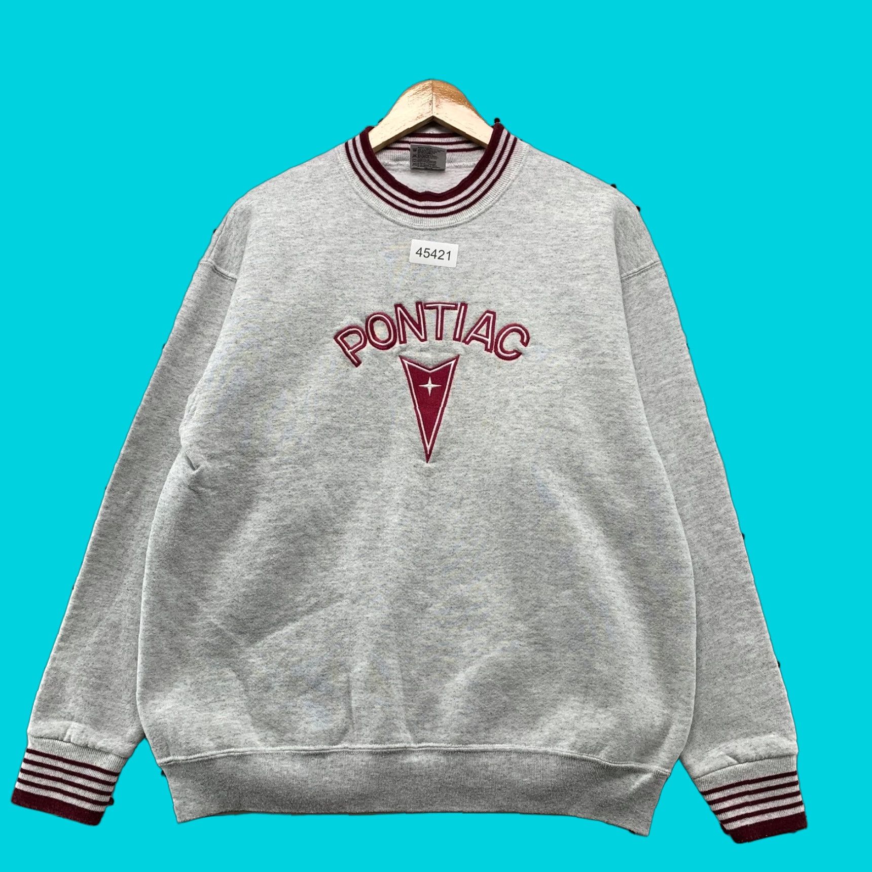 Vintage VINTAGE Pontiac Car Sweatshirt Mens Large Gray Embroidered Fleece Crewneck USA Size US L / EU 52-54 / 3 - 1 Thumbnail