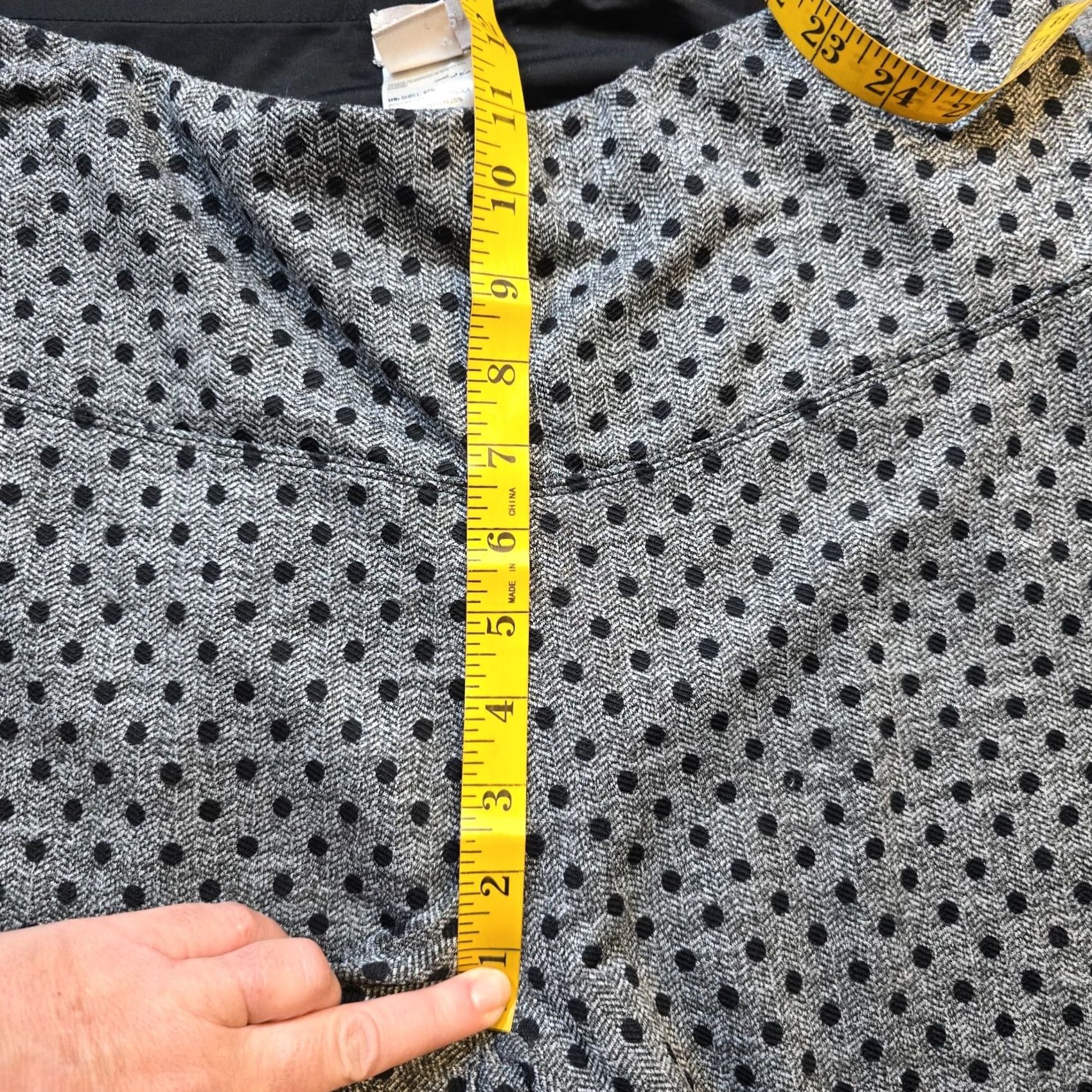 Vintage Chicos Pants Womens Size 14 Petite Gray Polka Dot Skinny Stretch Pull On Career Pants Mens Womens Girls Boys Size 36" / US 14 / IT 50 - 7 Thumbnail
