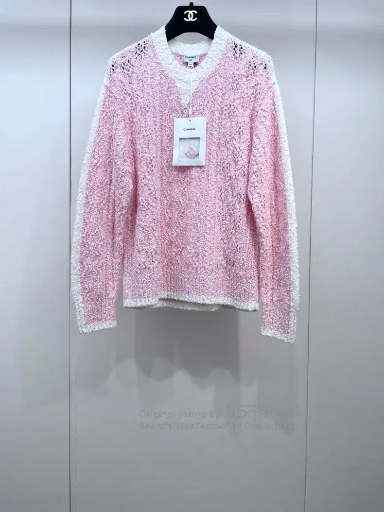 Chanel Chanel 24P pink and white diamond checkered hollow knitwea Size XS / US 0-2 / IT 36-38 - 1 Thumbnail