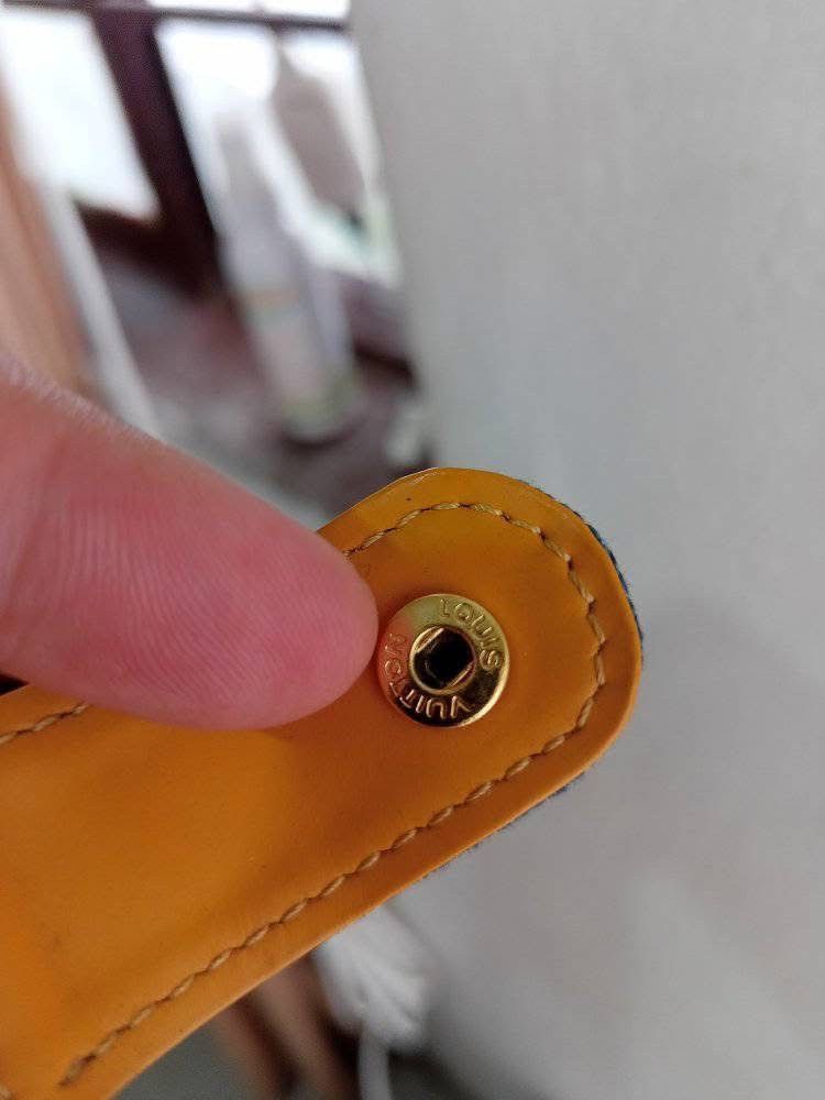 Louis Vuitton Lv wallet tri fold Size ONE SIZE - 3 Thumbnail