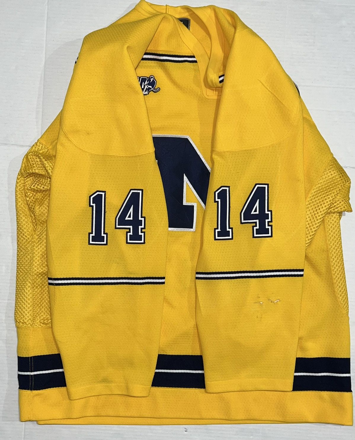 Nike Vintage Nike Michigan Wolverines Hockey Jersey Team Issued Size US XXL / EU 58 / 5 - 6 Thumbnail