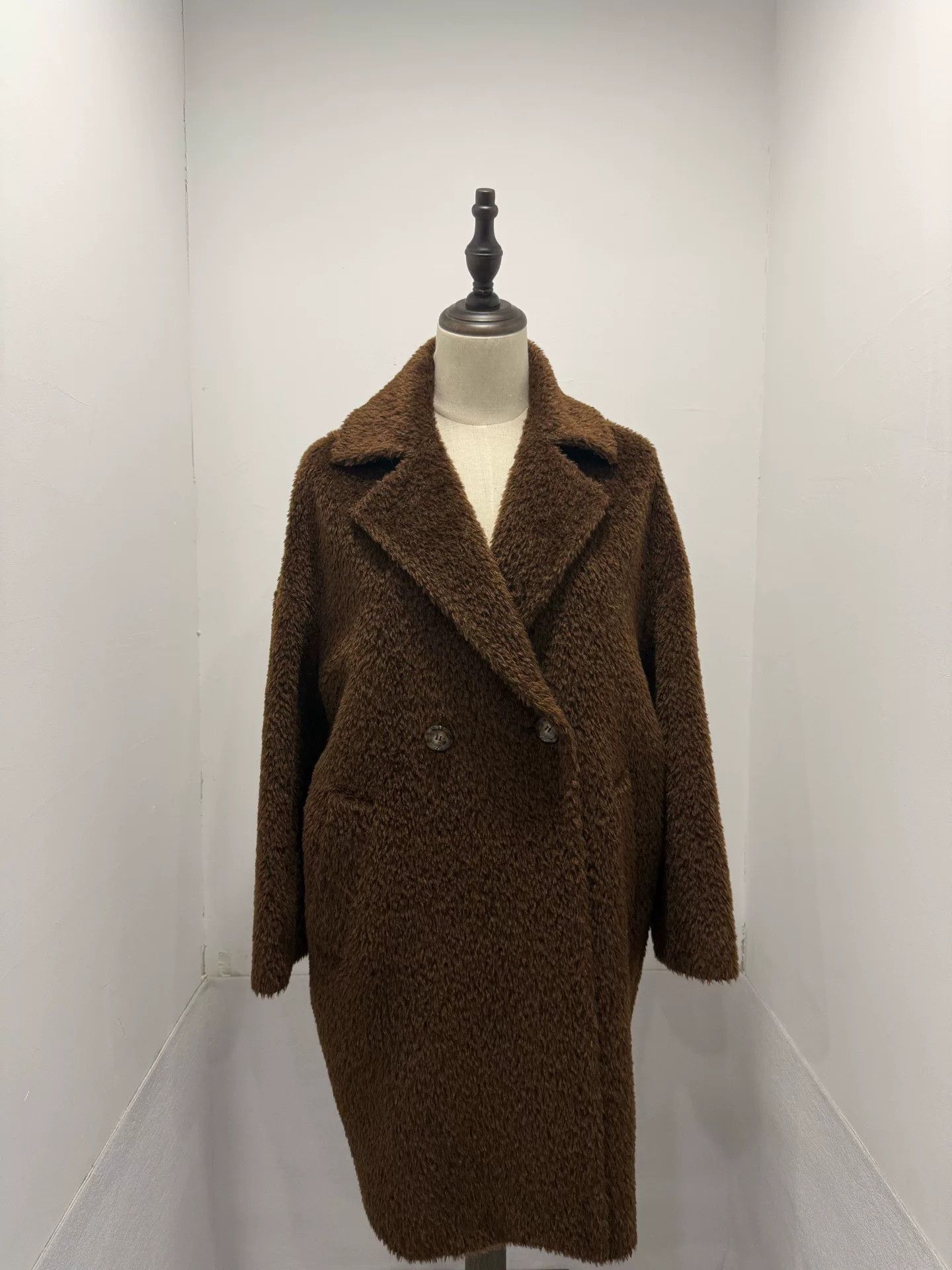 Max Mara Maxmara Studio Teddy Coat Size US S / EU 44-46 / 1 - 1 Thumbnail