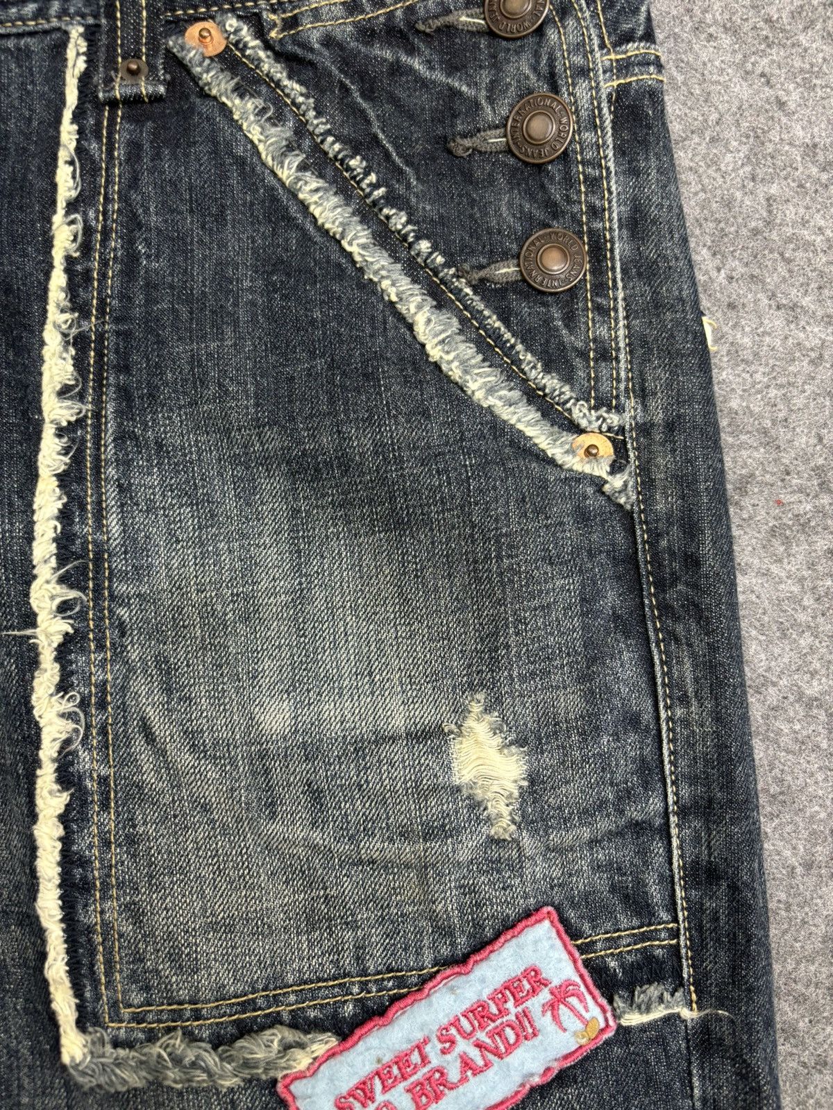 Japanese Brand × Seditionaries 💥Flare💥Insane Urban Craft Unfinishd Edge Distrssd Denim F475 Size US 34 / EU 50 - 13 Thumbnail