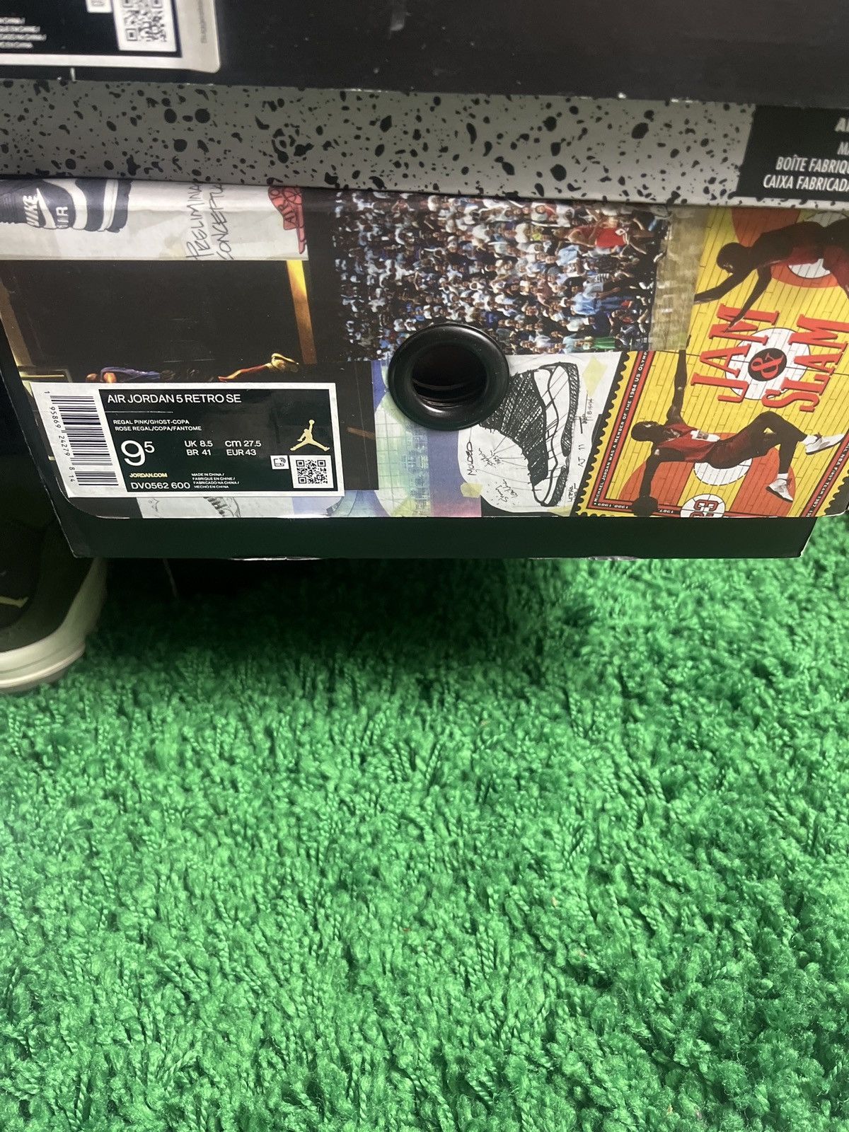 Jordan Brand AirJordan 5 Retro Easter Size US 9.5 / EU 42-43 - 8 Thumbnail