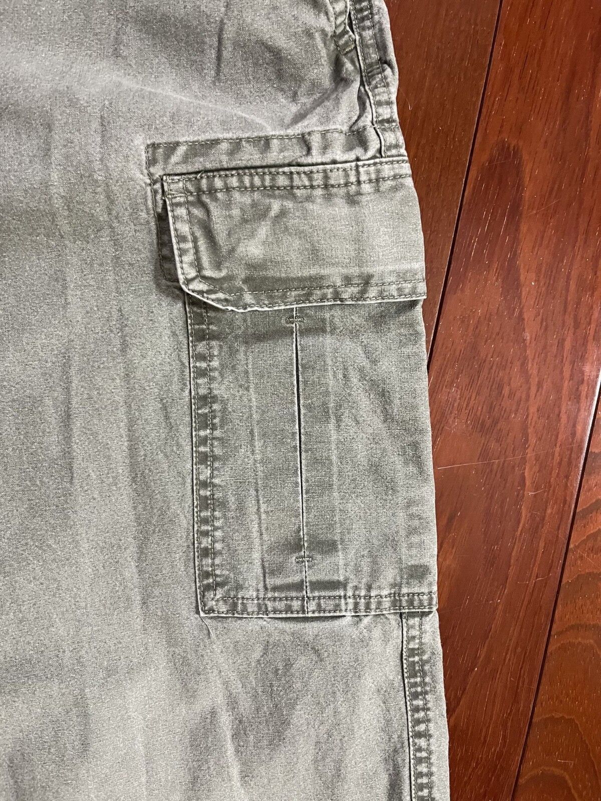 L.L. Bean L.L. Bean Dusty Olive Cargo Pant Size 34x32 Hiking Size US 34 / EU 50 - 3 Thumbnail