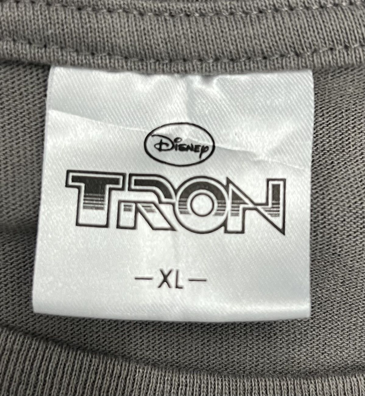 Vintage Vintage TRON LEGACY Disney Movie ELECTRONICA t-shirt Size US XL / EU 56 / 4 - 5 Thumbnail