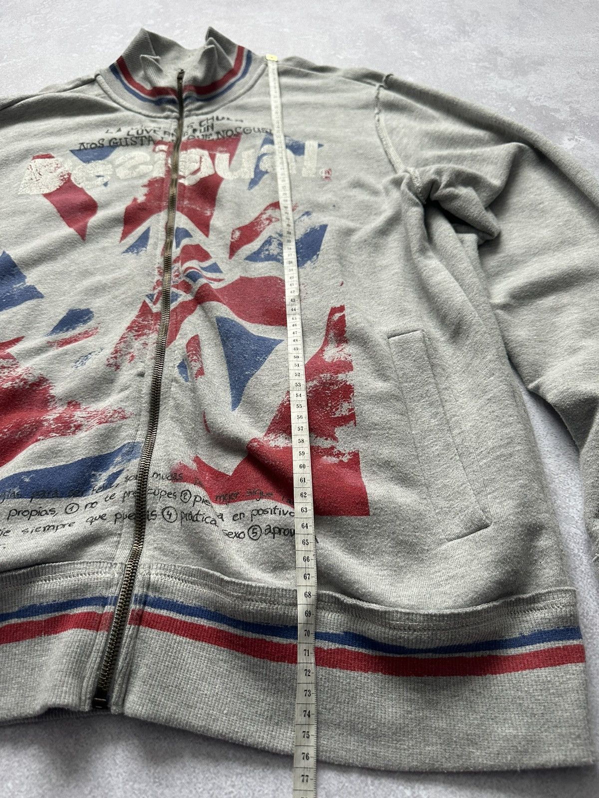 Desigual Sweatshirt Full Zip Desigual size XL Size US XL / EU 56 / 4 - 8 Thumbnail