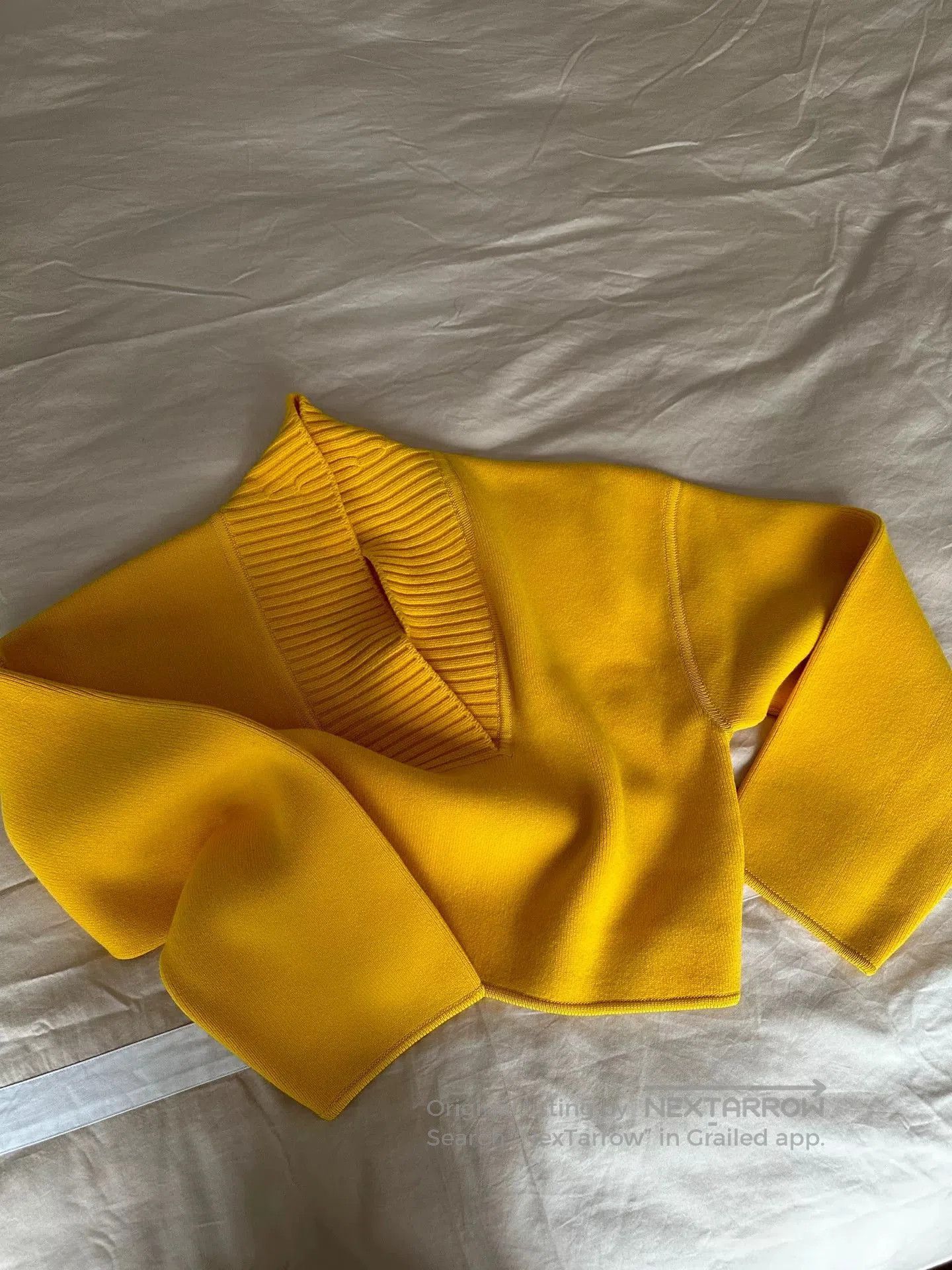 Hermes Hermes Yellow Knit Pullover Sweater. Size US M / EU 48-50 / 2 - 1 Thumbnail