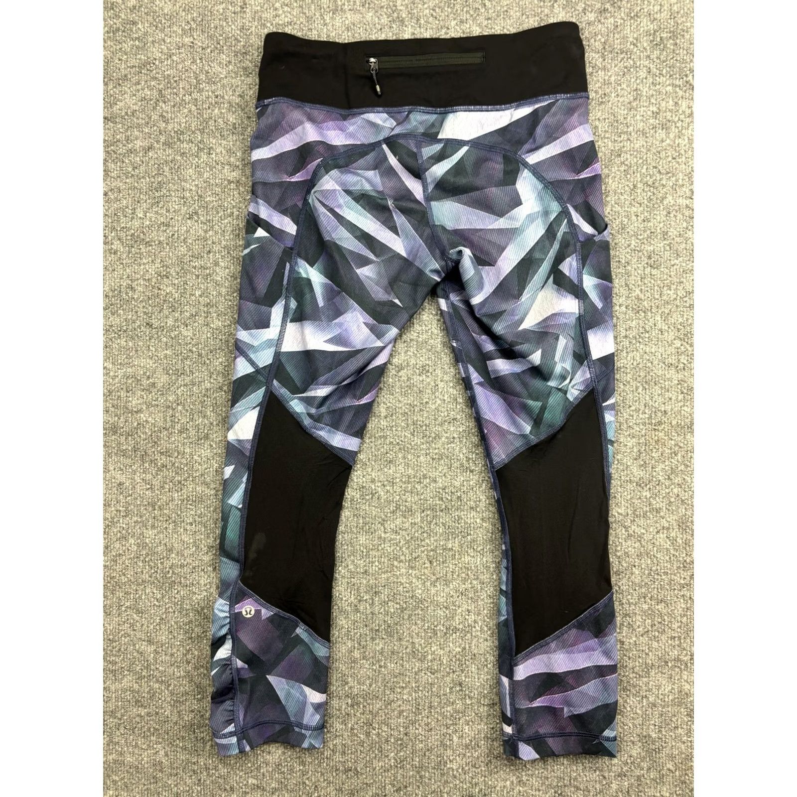 Lululemon Lululemon Leggings Womens 6 Purple Geometric Crop Zip Pocket Yoga Gym Workout Size 28" / US 6 / IT 42 - 5 Thumbnail