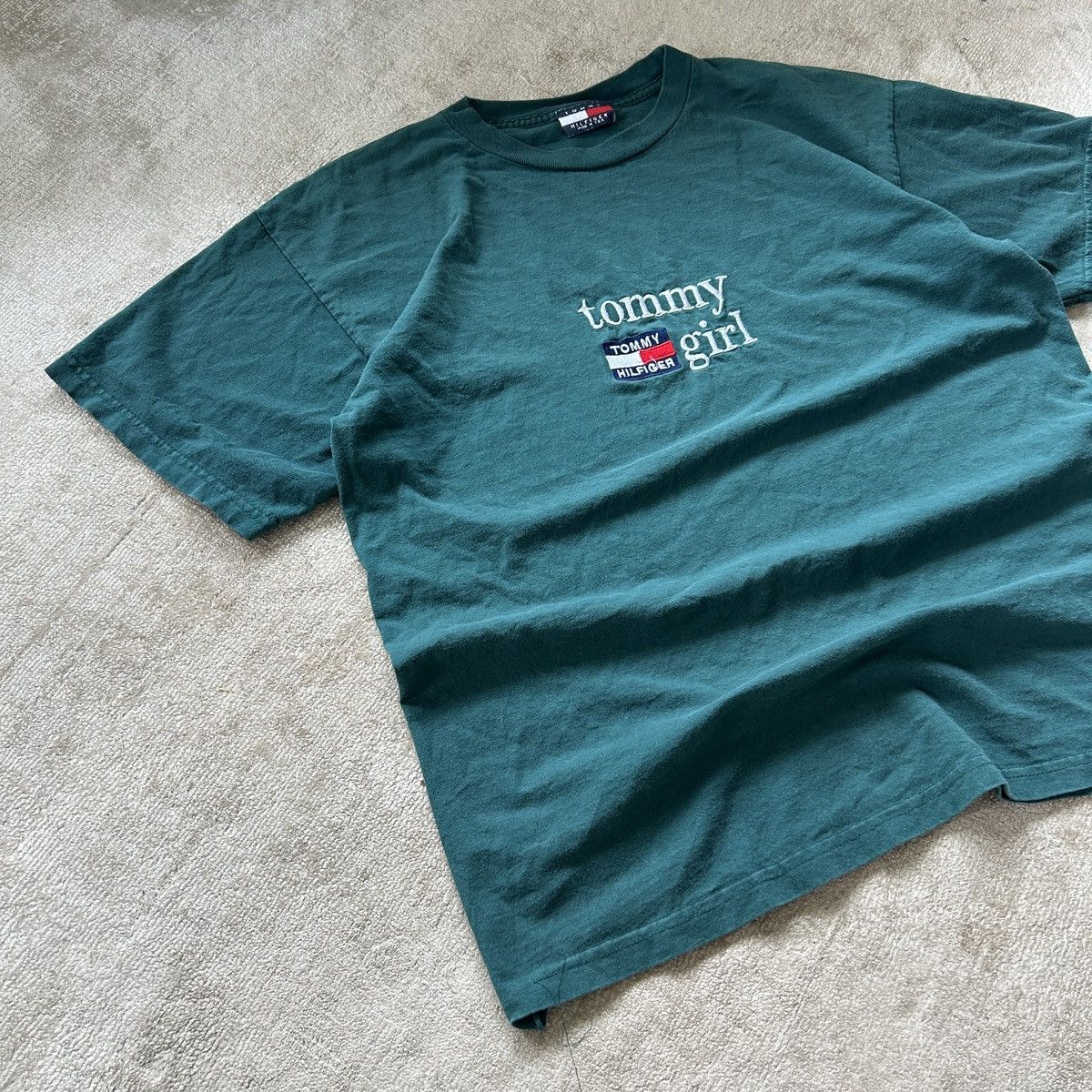Tommy Hilfiger Tommy Girl Vintage Tee Size US L / EU 52-54 / 3 - 3 Thumbnail
