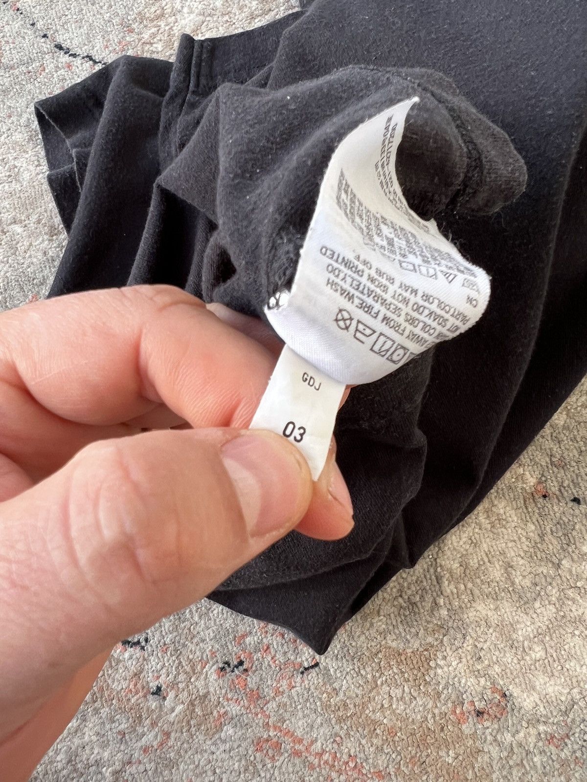 Uniqlo Uniqlo Blizzard Tee Size US M / EU 48-50 / 2 - 7 Thumbnail