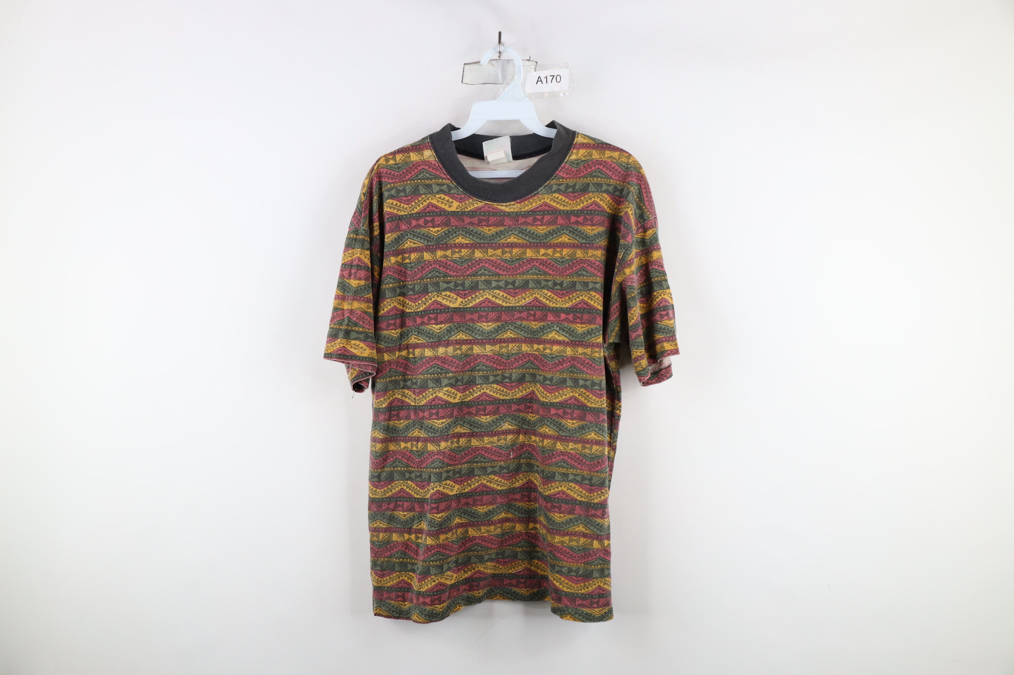 Vintage Vintage 80s 90s Surf Gear Rainbow Southwestern T-Shirt USA Size US M / EU 48-50 / 2 - 1 Thumbnail