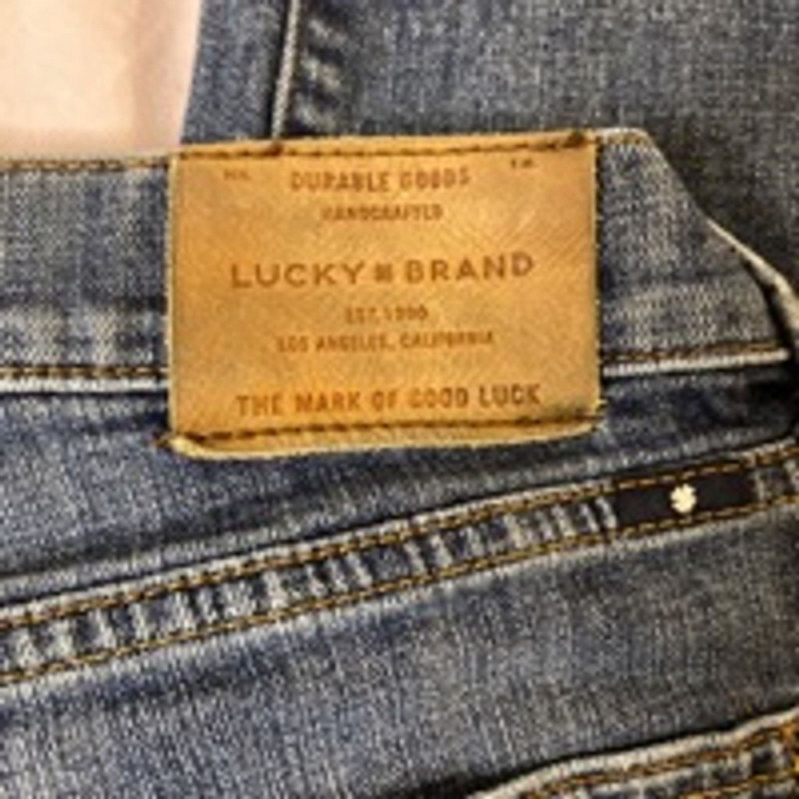 Lucky Brand Classic Straight Fit Medium Wash Denim Jeans Lucky Brand 34 Size US 34 / EU 50 - 11 Thumbnail
