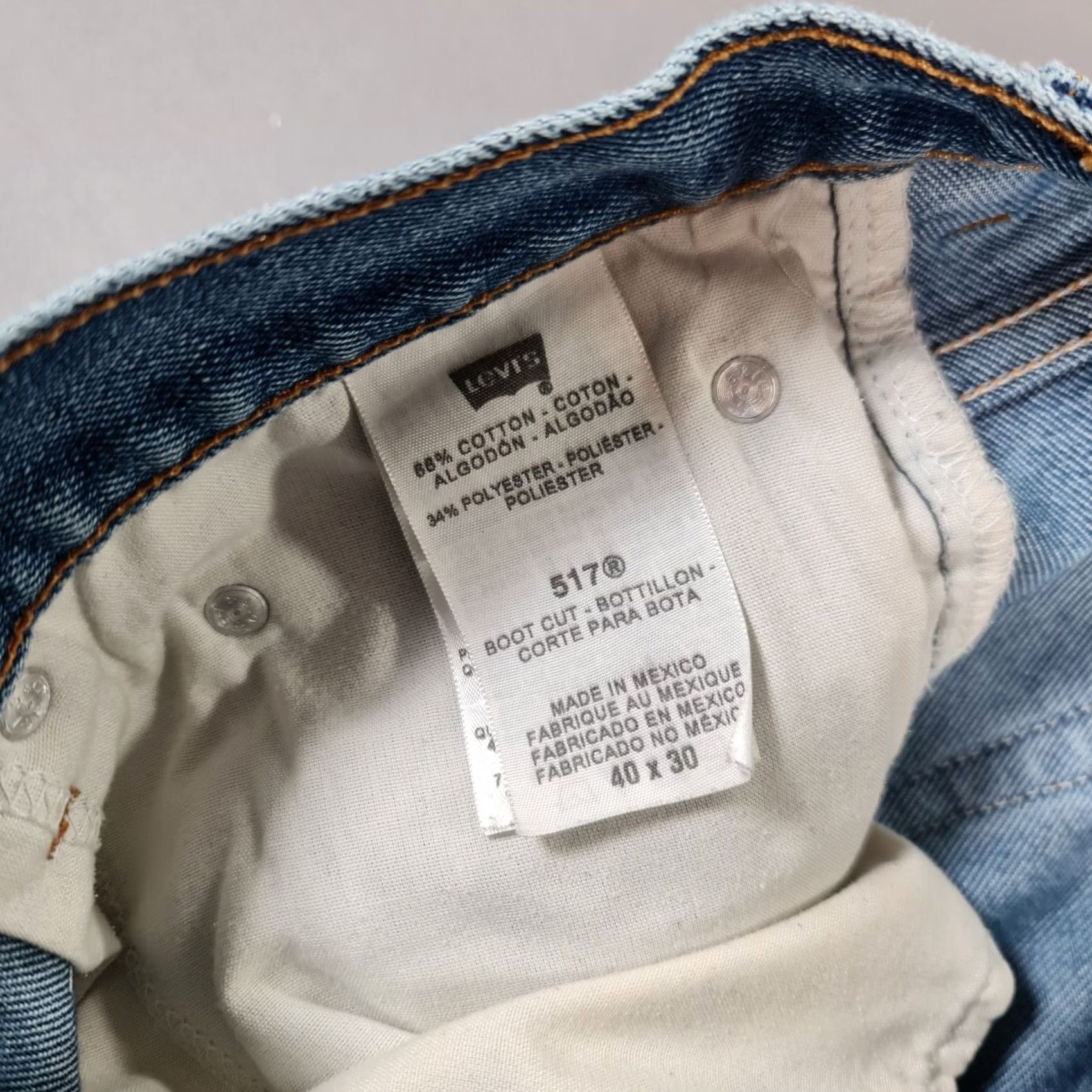 Levi's VINTAGE Levi's 517 Jeans Mens Blue W38 L29 Bootcut Zip Fly Durable Denim Regular 5-Pocket Mens Bootscut Size US 38 / EU 54 - 6 Thumbnail