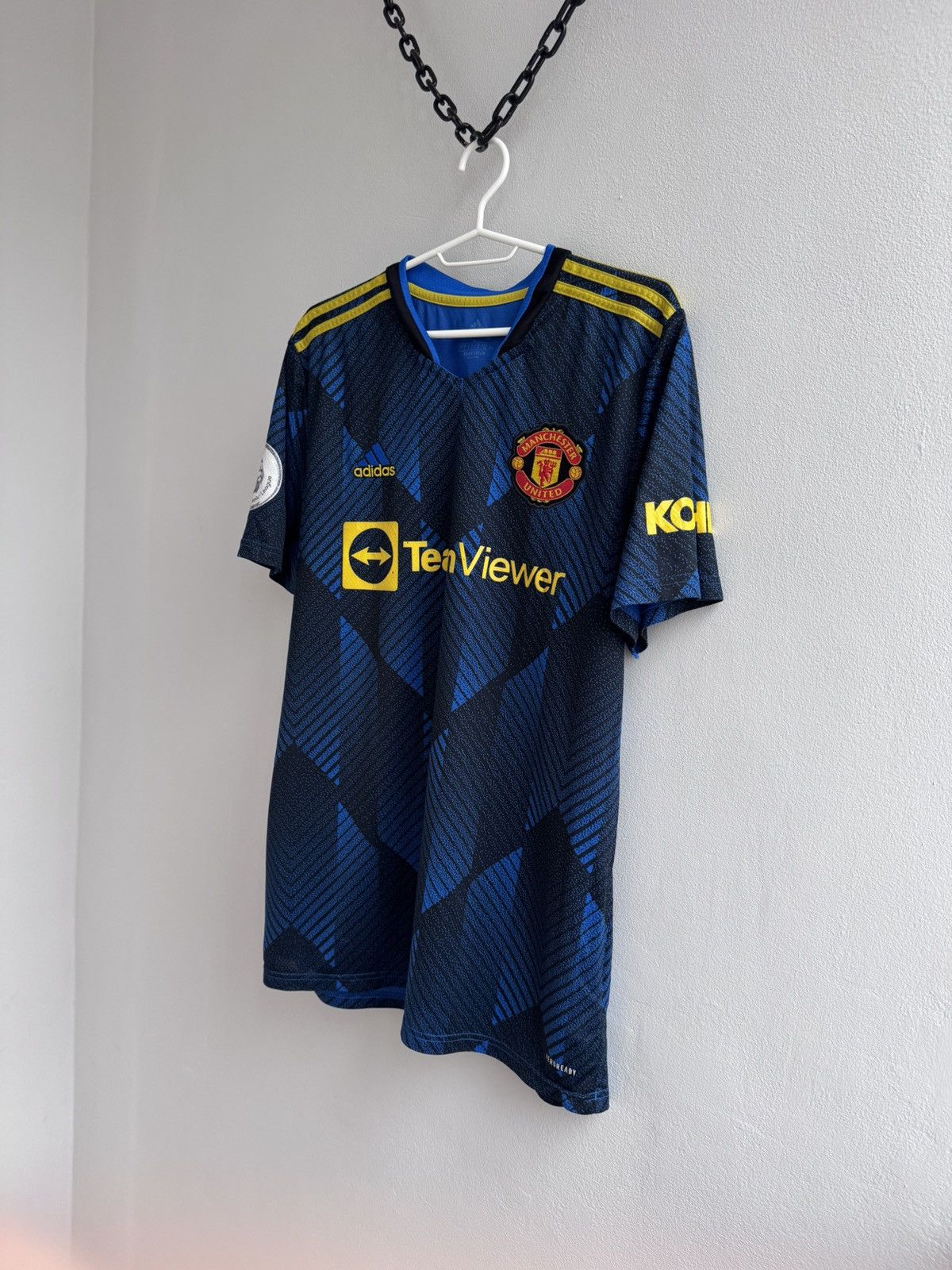 Adidas MANCHESTER UNITED 2021 2022 RONALDO #7 FOOTBALL SHIRT JERSEY Size US L / EU 52-54 / 3 - 3 Thumbnail