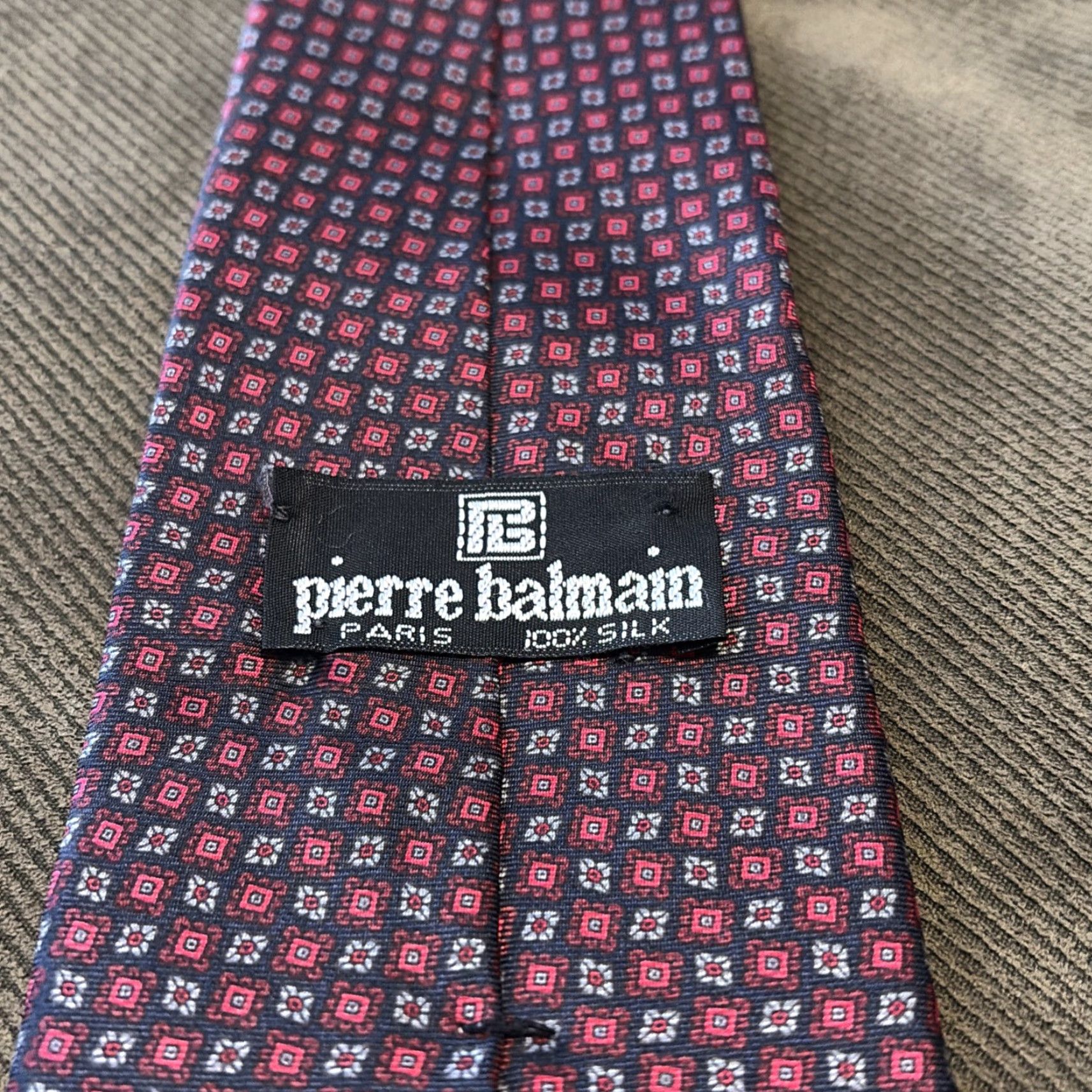 Pierre Balmain VINTAGE Pierre Balmain Paris Black Red Designer Geometric 100% Silk Tie MenMust-Have? Size ONE SIZE - 3 Thumbnail