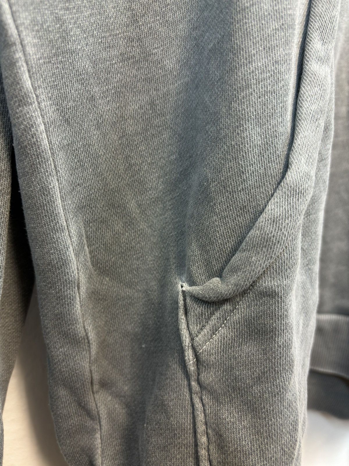 Oakley × Vintage Crazy Y2K Oakley Essential Spellout Hoodie Rare 90s y2k rare Size US L / EU 52-54 / 3 - 3 Thumbnail