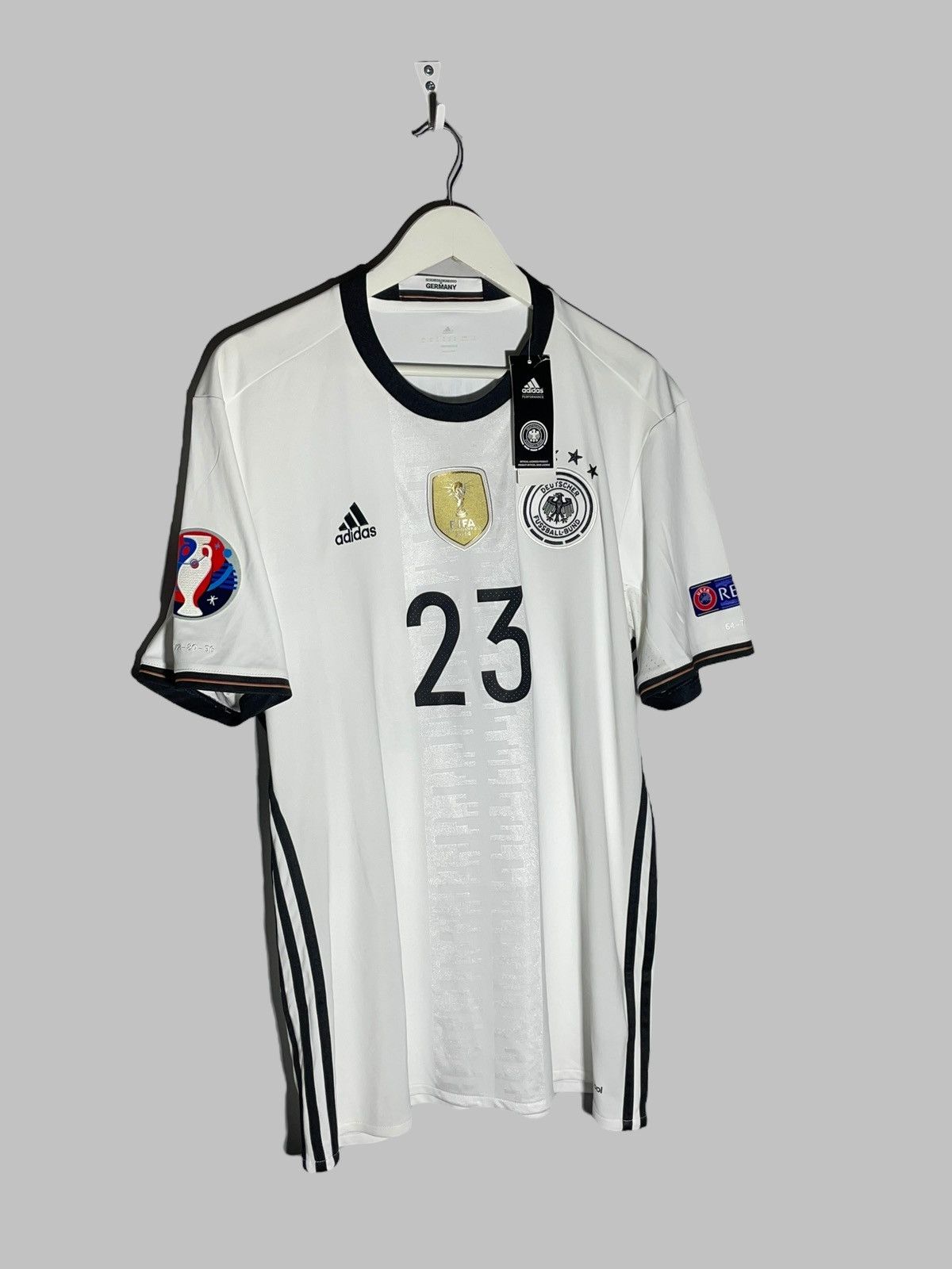Adidas #23 Mario Gomez Germany 2016/17 Home Football Shirt Jersey Size US XL / EU 56 / 4 - 3 Thumbnail