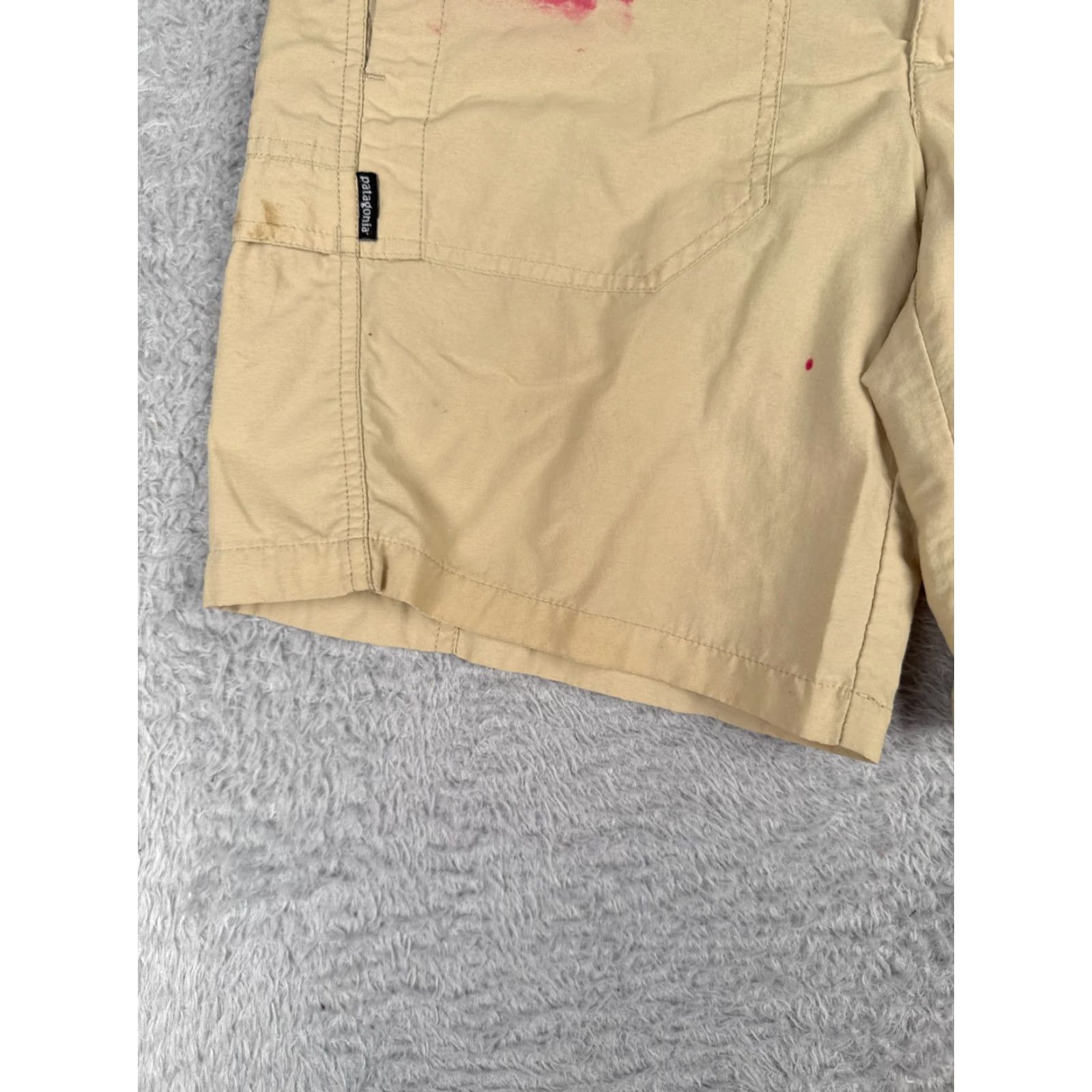 Patagonia Patagonia Shorts Women 6 Beige Nylon Cargo Zip Pockets Hiking Camp 27x8 Size 28" / US 6 / IT 42 - 3 Thumbnail