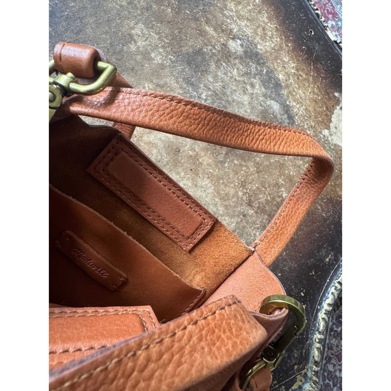 Madewell Madewell Micro Sydney Bag in Animal Spotted Calf Hair Size ONE SIZE - 8 Thumbnail