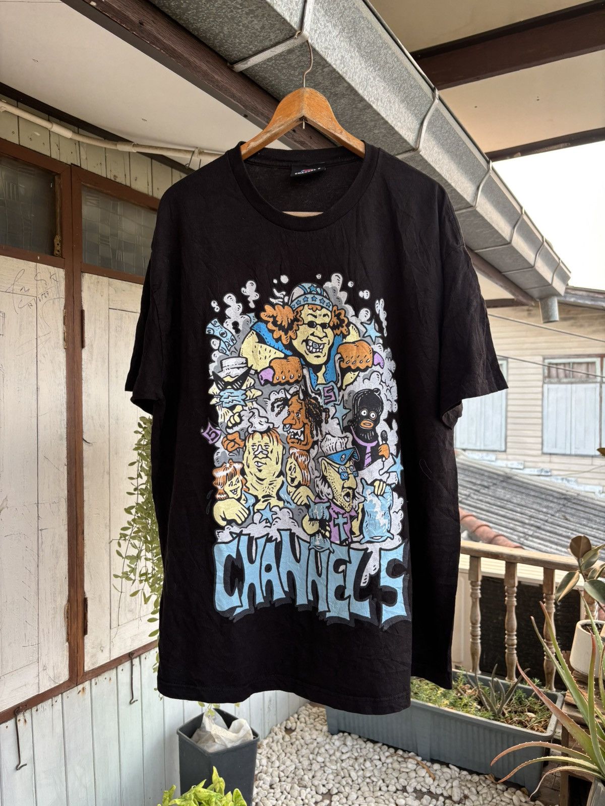 Vintage Channel 5 vintage Tee Size US XL / EU 56 / 4 - 1 Thumbnail