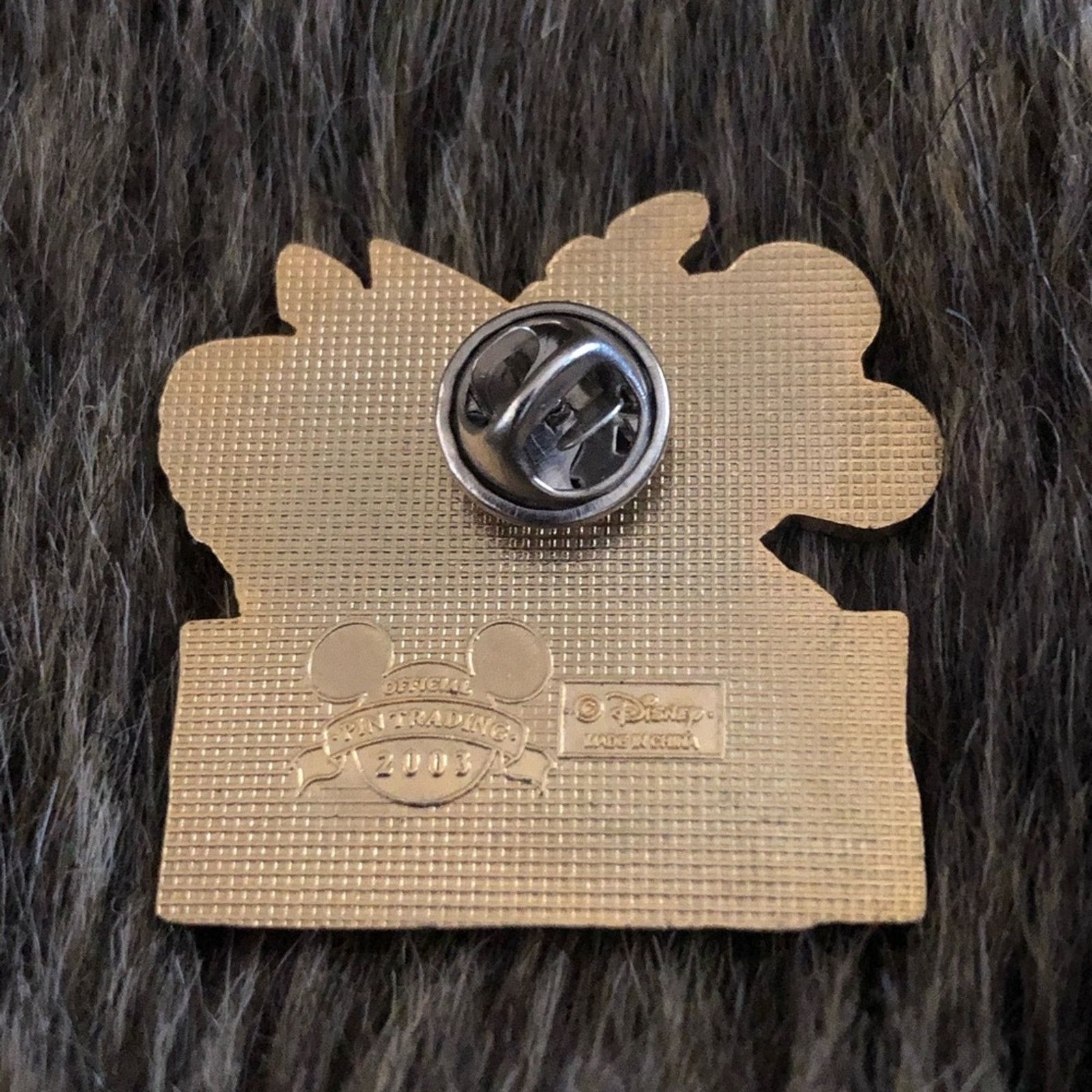 Disney Disney’s Animal Kingdom 2003 collector pin Size ONE SIZE - 2 Thumbnail