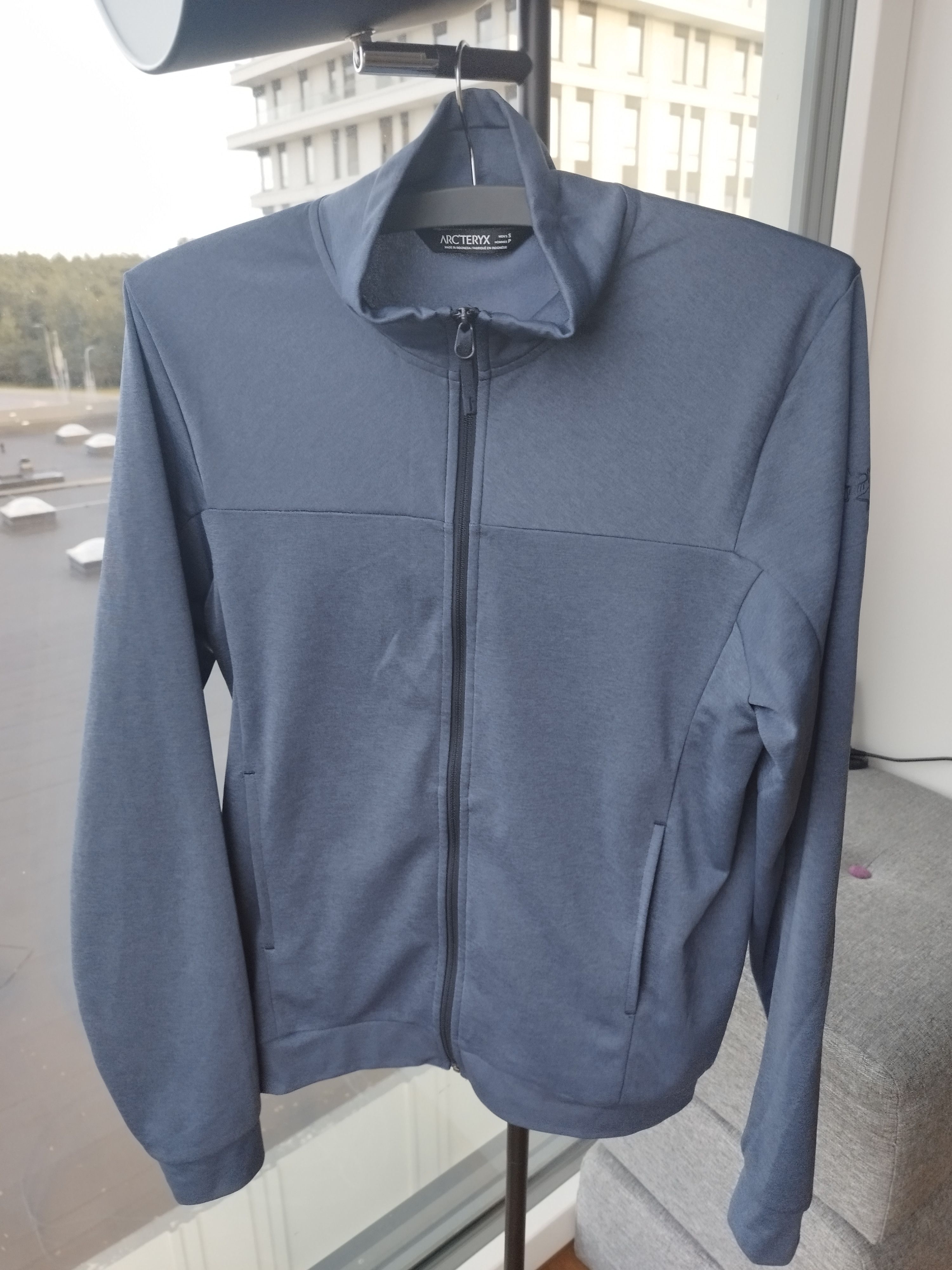 Arc'Teryx Blue Arcteryx sweater | Grailed