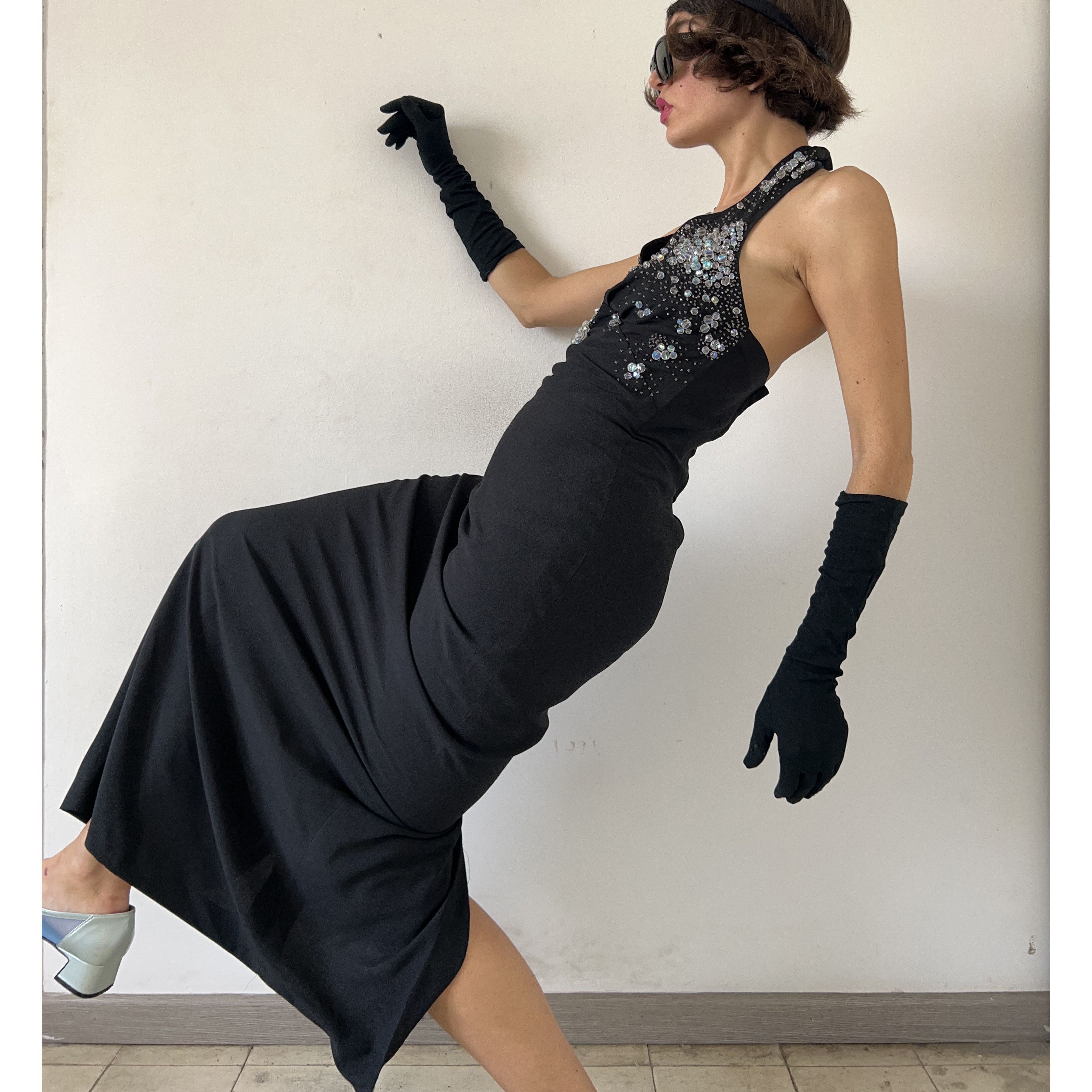 Vintage Vintage 90s Black Beaded Halter Gown Size M / US 6-8 / IT 42-44 - 4 Thumbnail