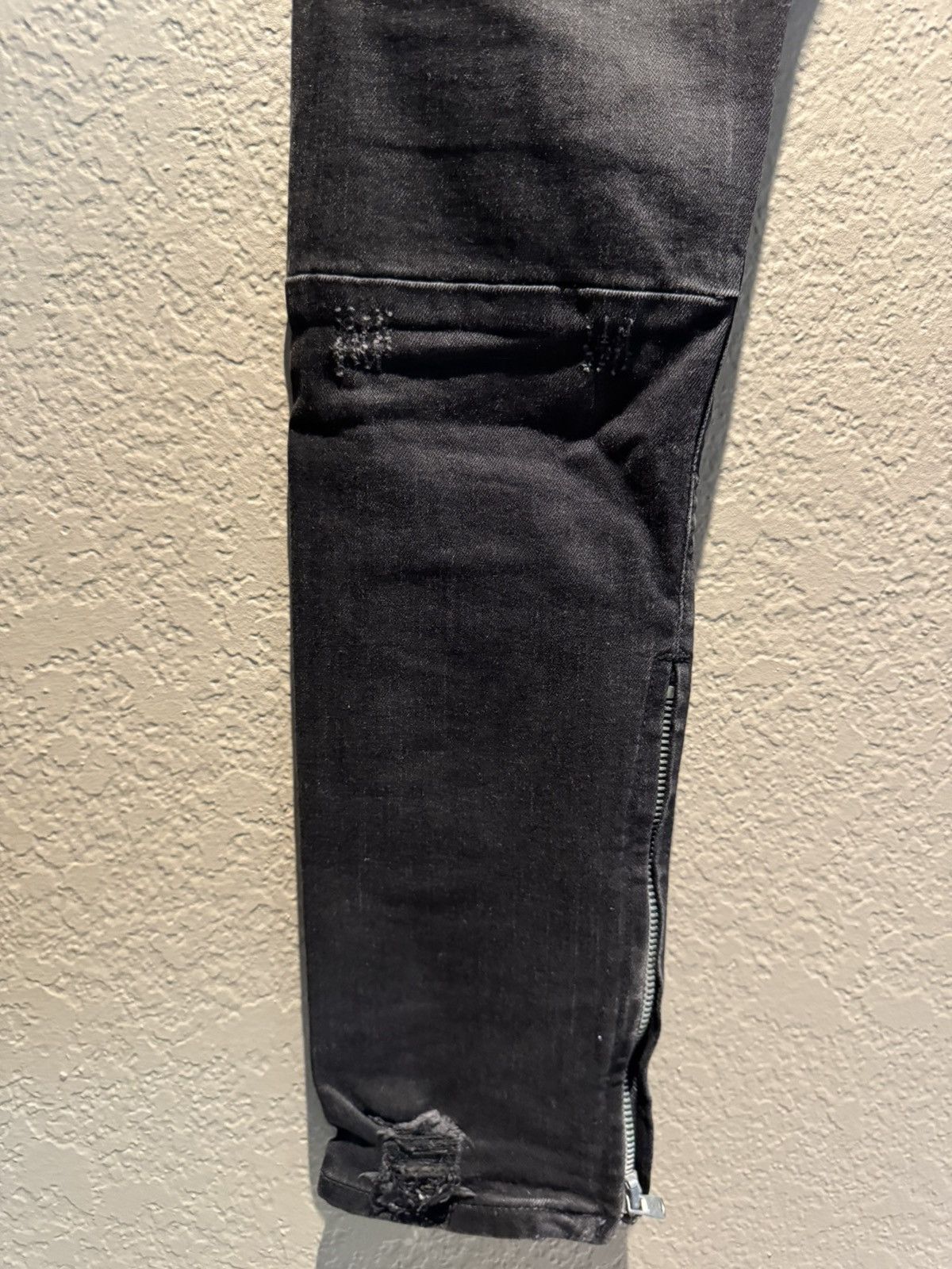 Crysp Denim Crysp Denim Distressed Black Thrashed Zippee Skinny Jeans Size US 30 / EU 46 - 16 Thumbnail