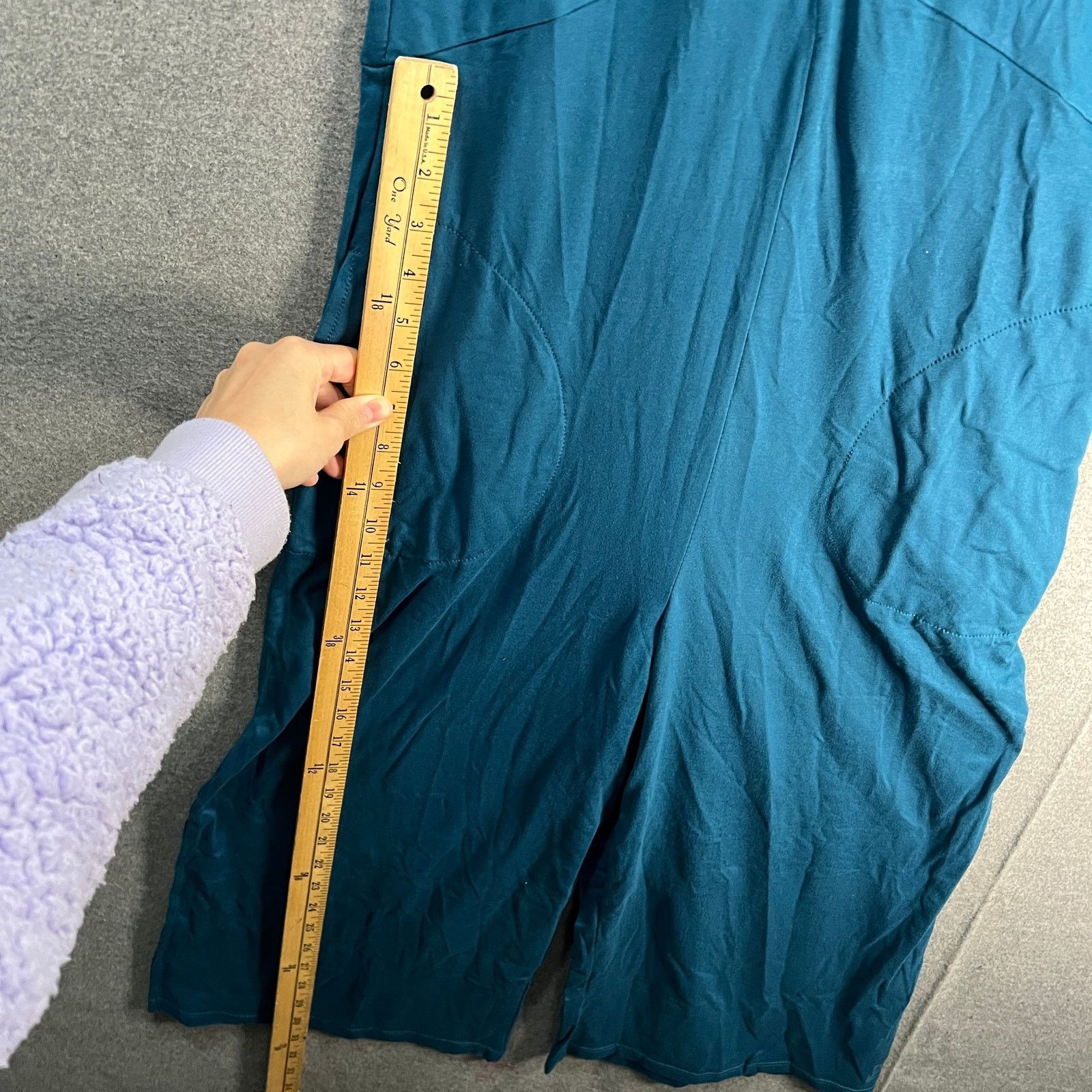 Other Cuddl Duds Petite Flexuear V-Neck Wide Leg Jumpsuit Size S / US 4 / IT 40 - 10 Thumbnail