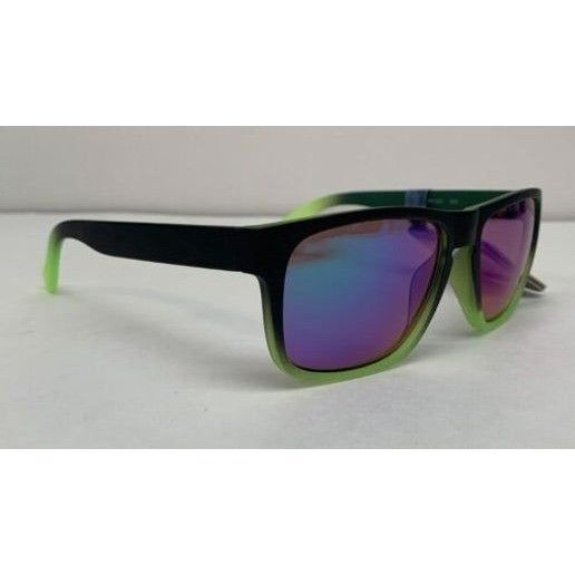 Foster Grant Foster Grant Green/Black Sun Luv Sunglasses Size ONE SIZE - 1 Preview