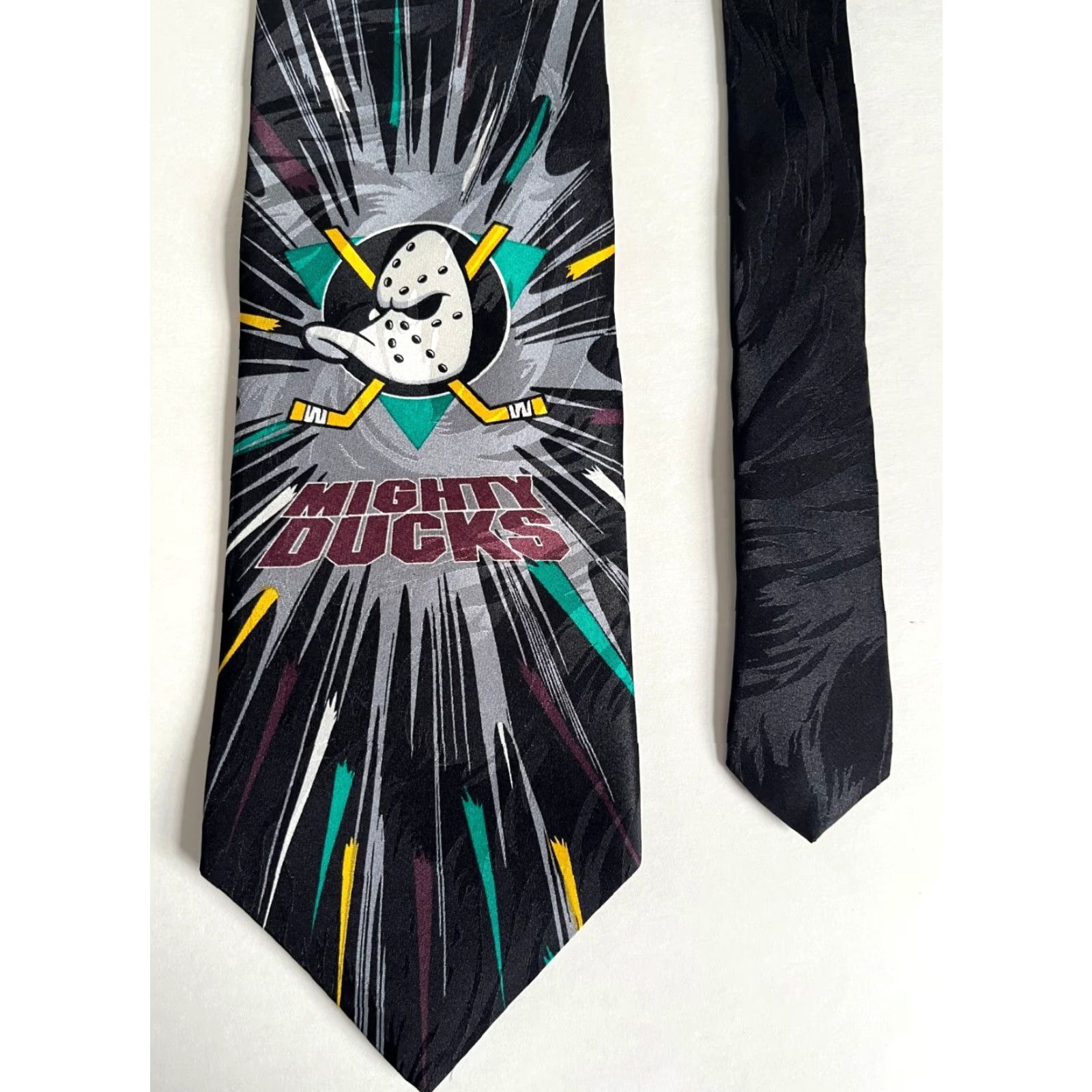 NHL VINTAGE NWT Mighty Ducks of Anaheim Silk Tie NHL Ralph Marlin Men Size ONE SIZE - 6 Thumbnail