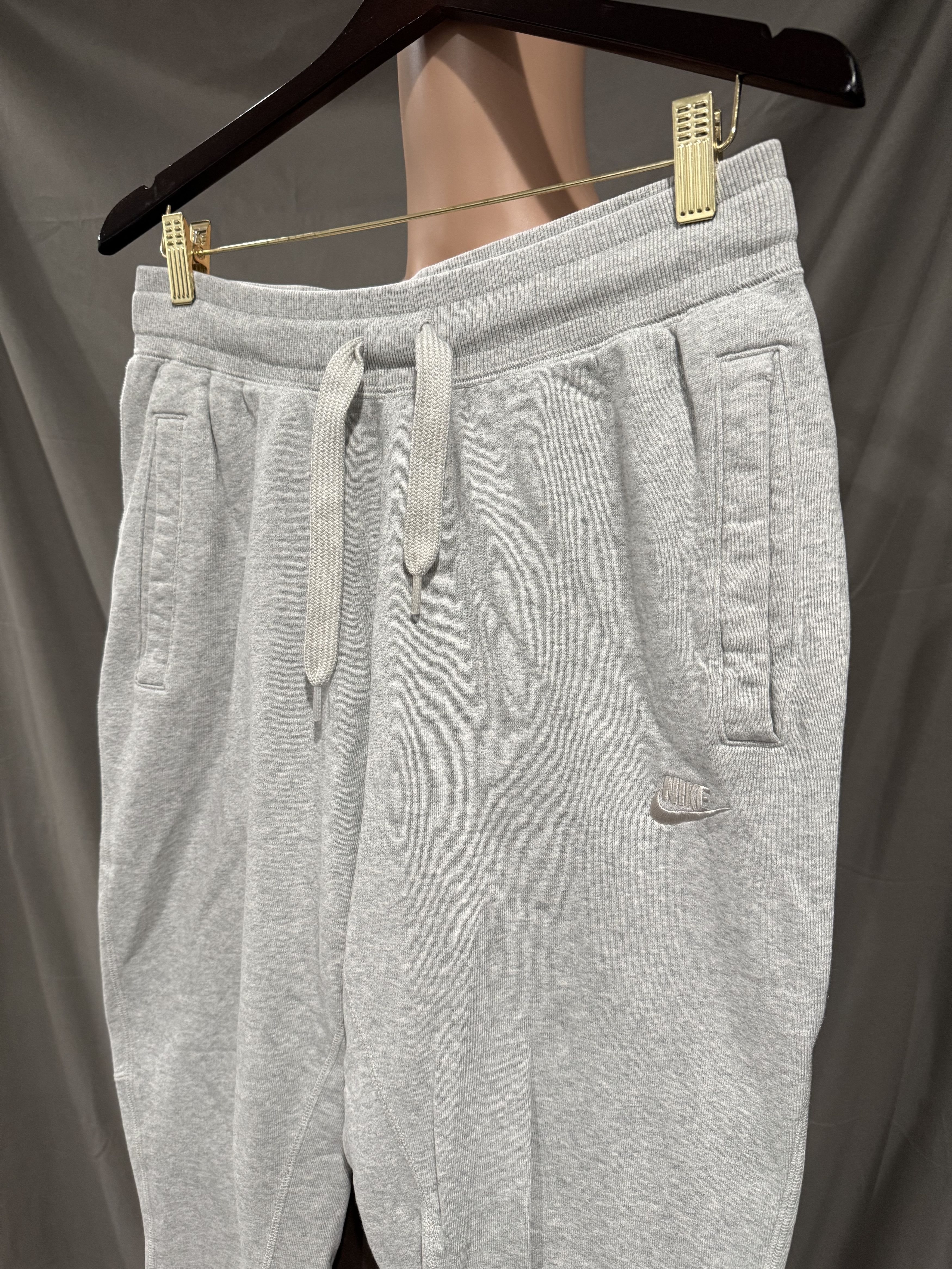 Nike Nike Fleece Jogger Sweatpant Heather Gray Size Medium Size US 32 / EU 48 - 5 Thumbnail