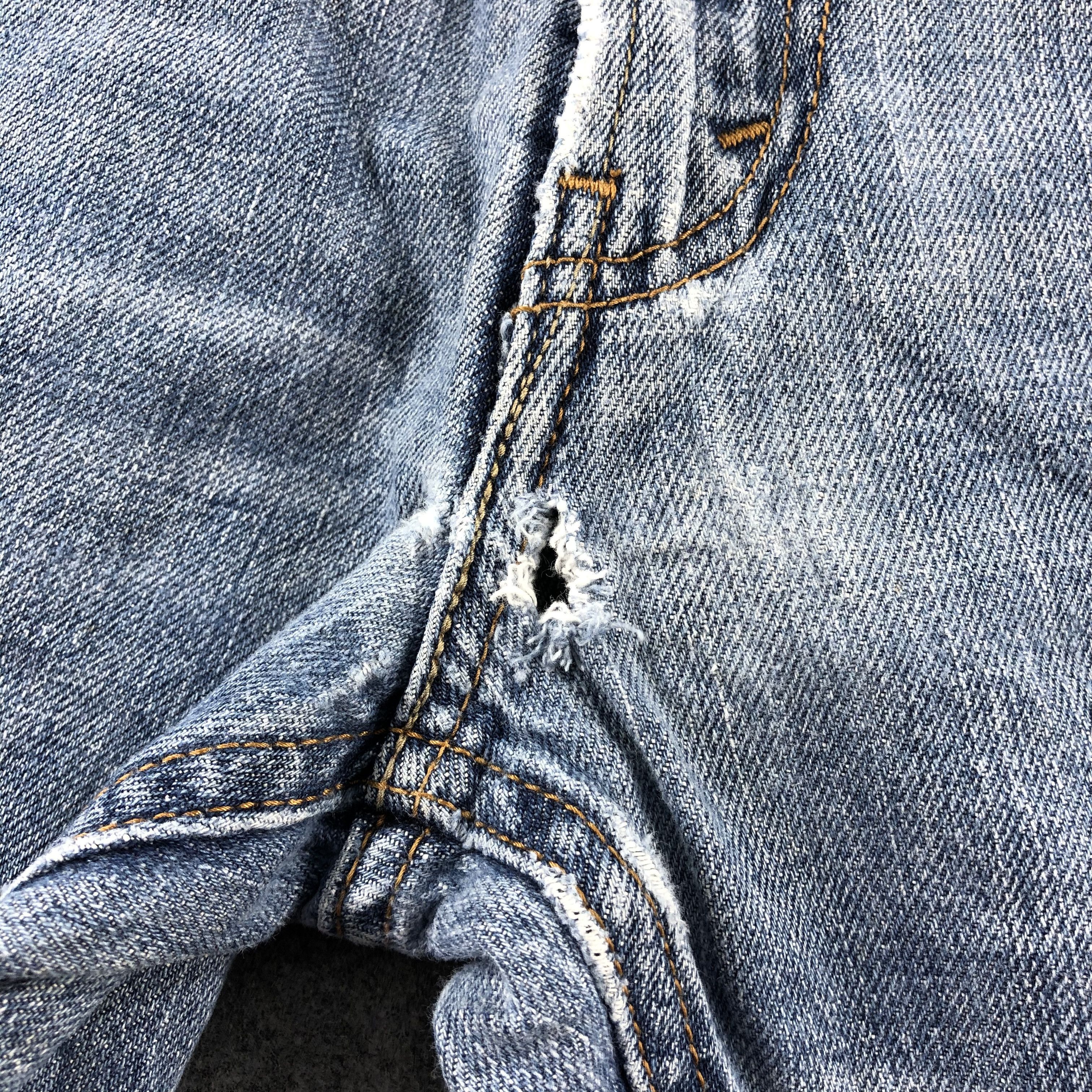 Levi's Vintage Blue Wash Levis 559 Jeans-J2459 Size US 37 - 10 Thumbnail