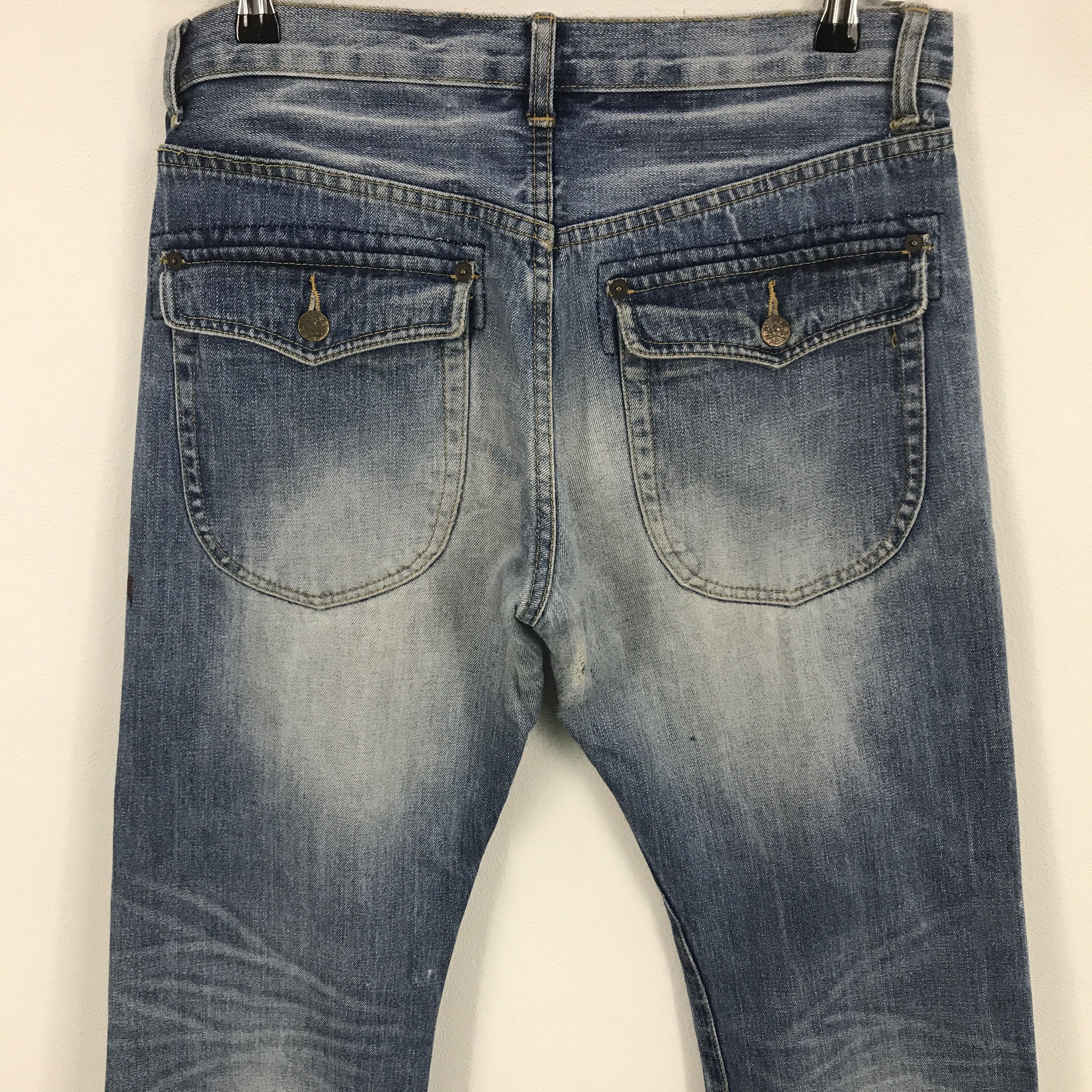 Japanese Brand Fish Koi Distressed Style Denim Jeans Size US 31 - 4 Thumbnail