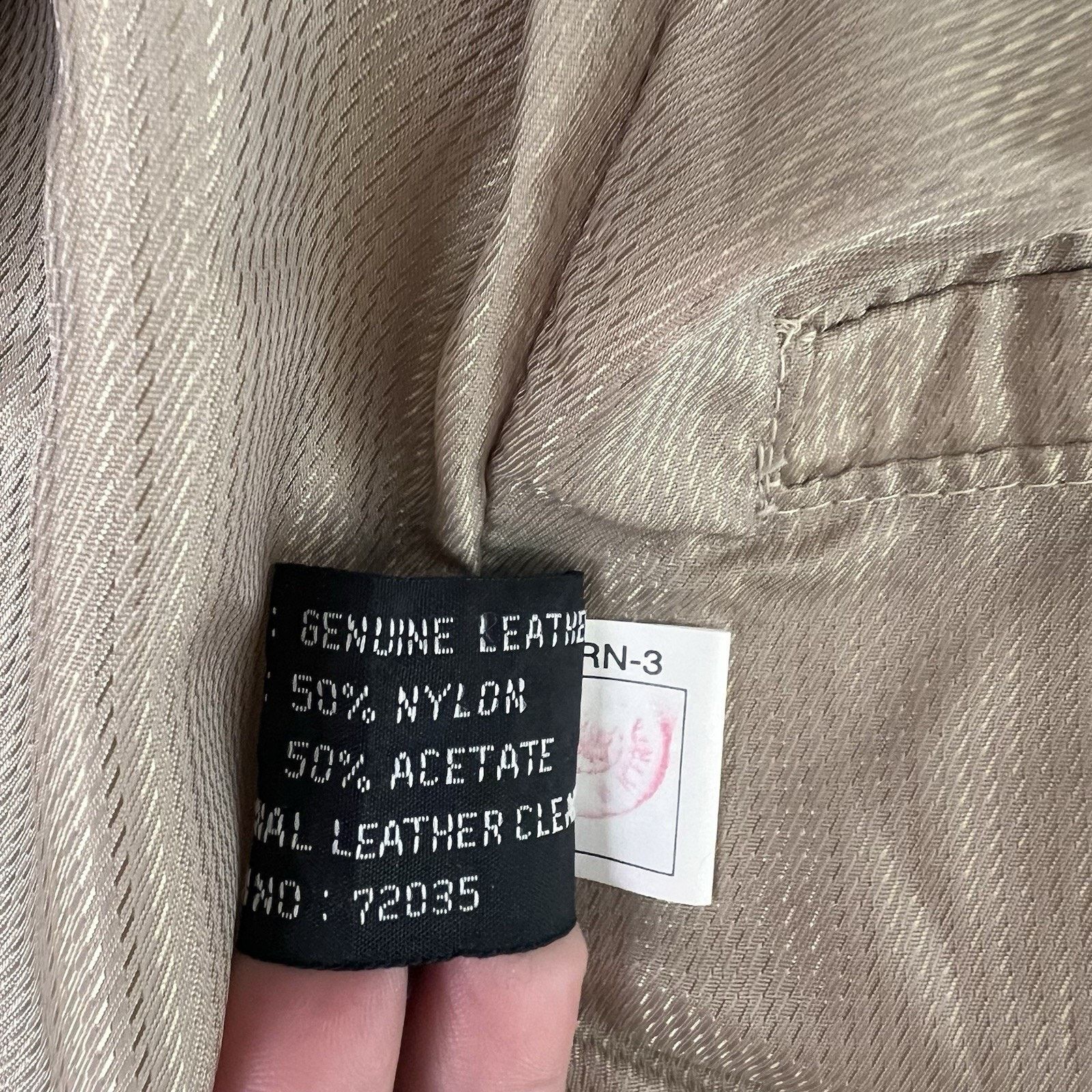 Adler Adler Collection Women (M) Beige Leather Jacket 90s Y2K Size M / US 6-8 / IT 42-44 - 13 Thumbnail