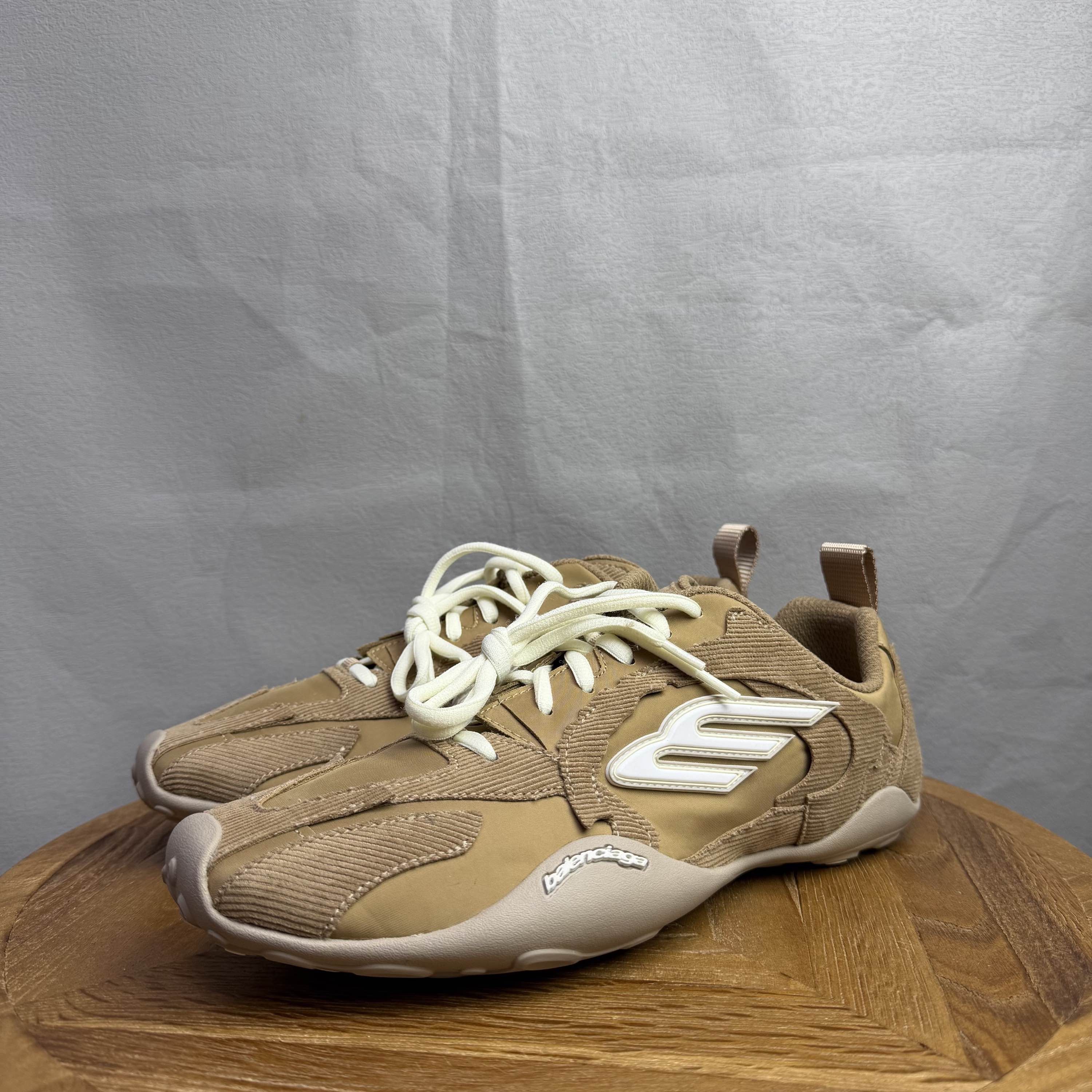 Balenciaga Balenciaga Monday Ultra Low-Top Sneakers US 7 Size US 7 / EU 40 - 1 Thumbnail