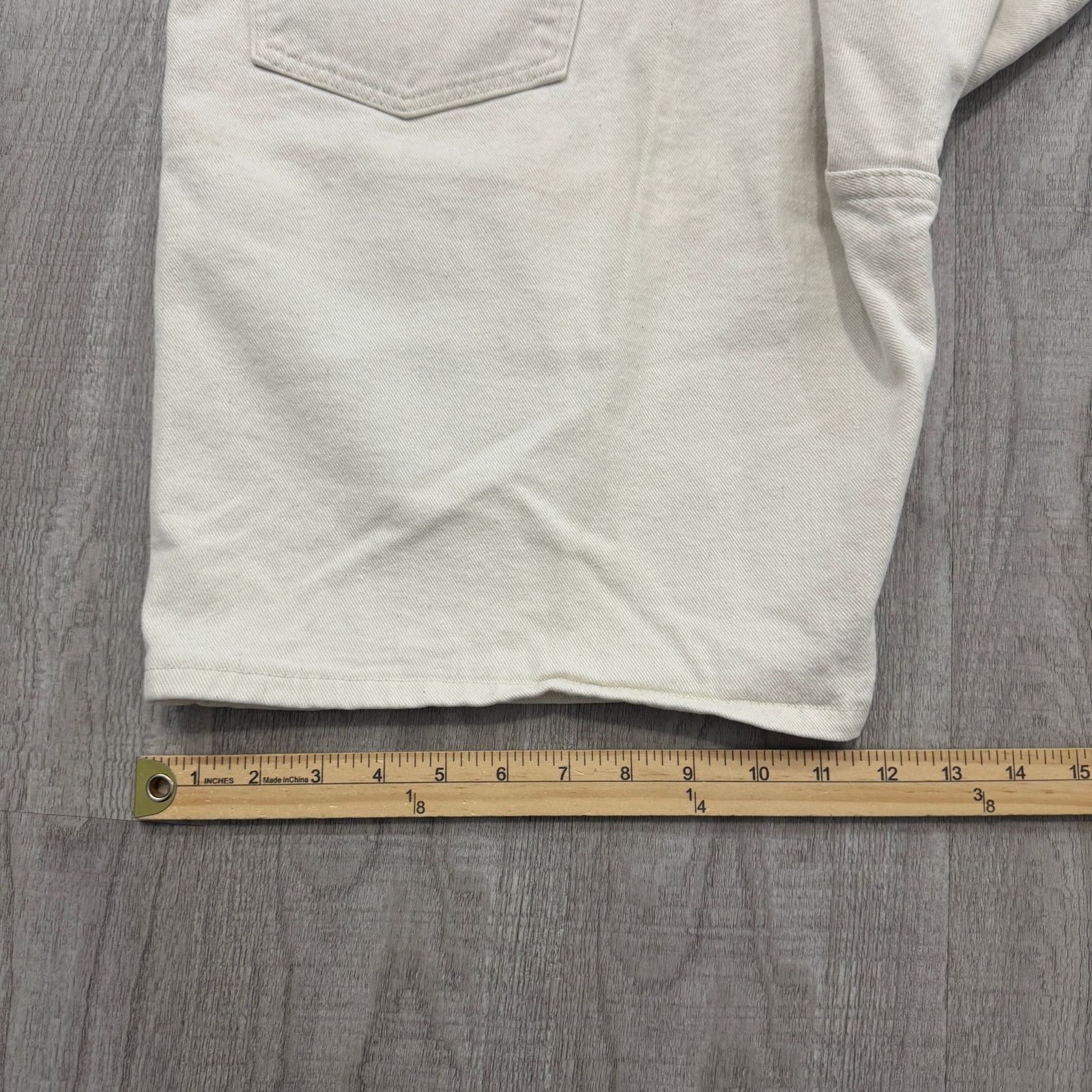 Wrangler Vintage Wrangler Jean Shorts Men's 38 Cream White 9" Inseam Size US 38 / EU 54 - 9 Thumbnail