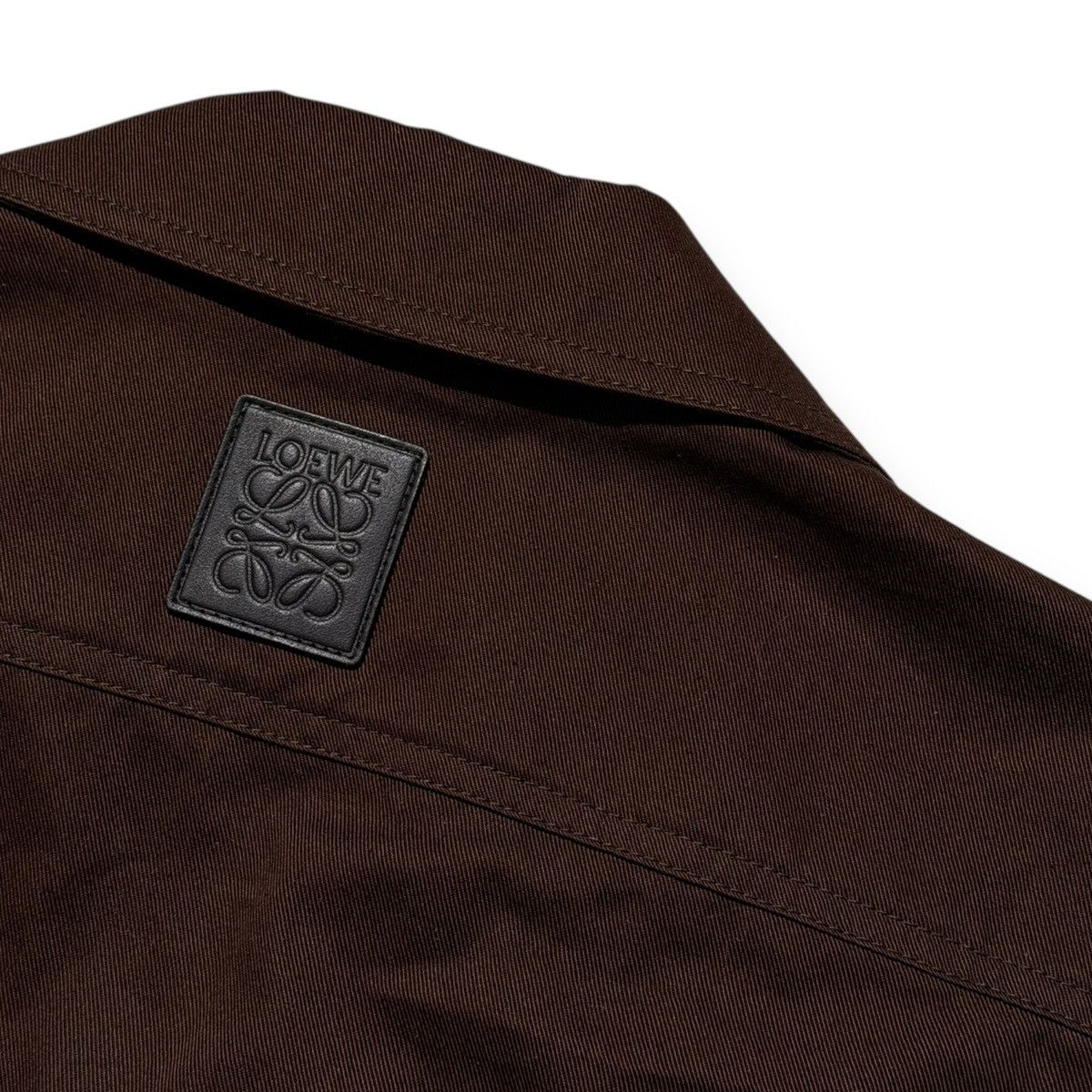 Loewe $1,300 boxy logo button up Size US M / EU 48-50 / 2 - 3 Thumbnail