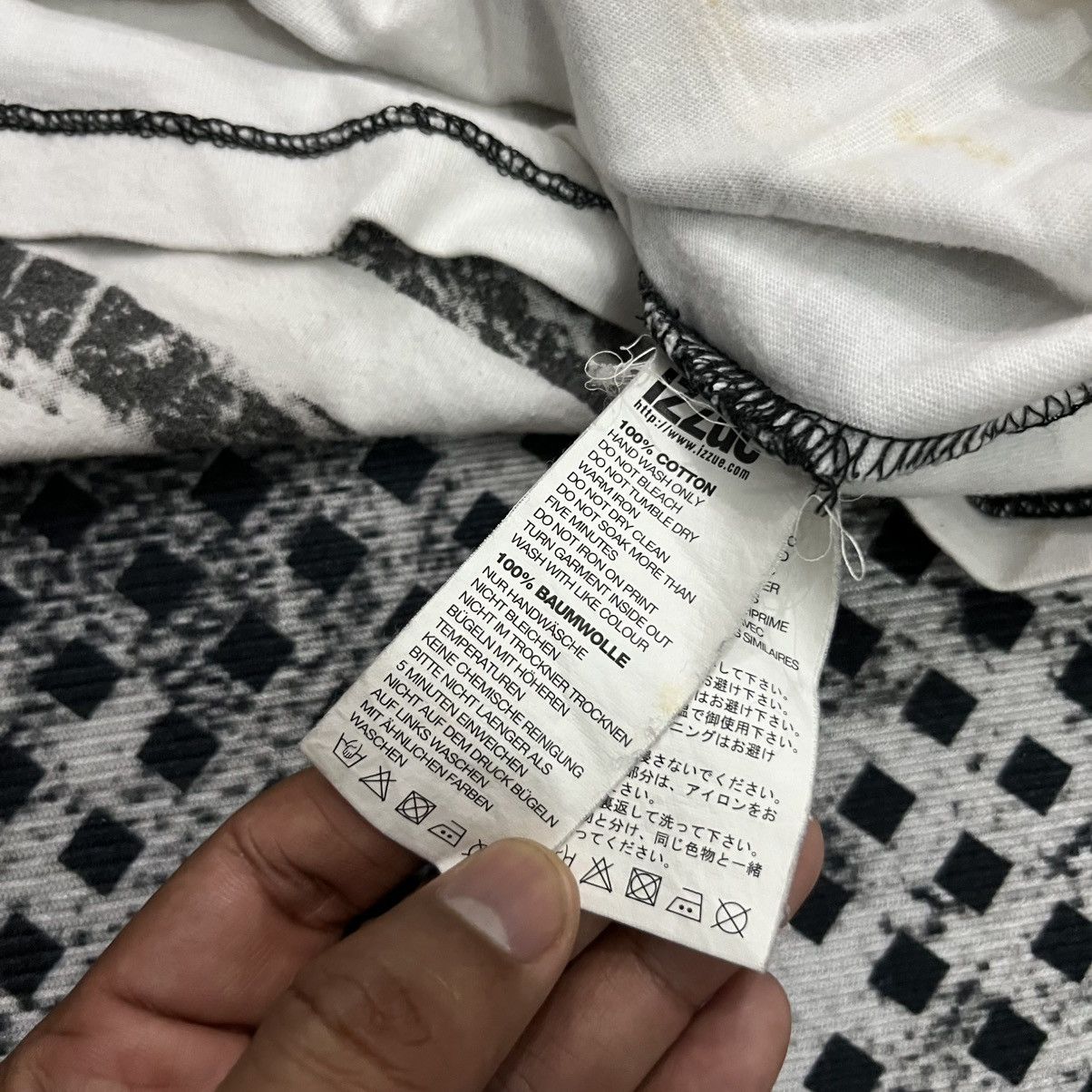 izzue 💥Izzue Japanese Designer Full Stripe Printed Punk T shirts Size US S / EU 44-46 / 1 - 8 Thumbnail