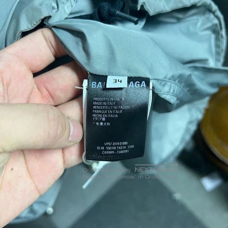 Balenciaga Balenciaga Back Logo Windbreaker. Size US XS / EU 42 / 0 - 4 Thumbnail