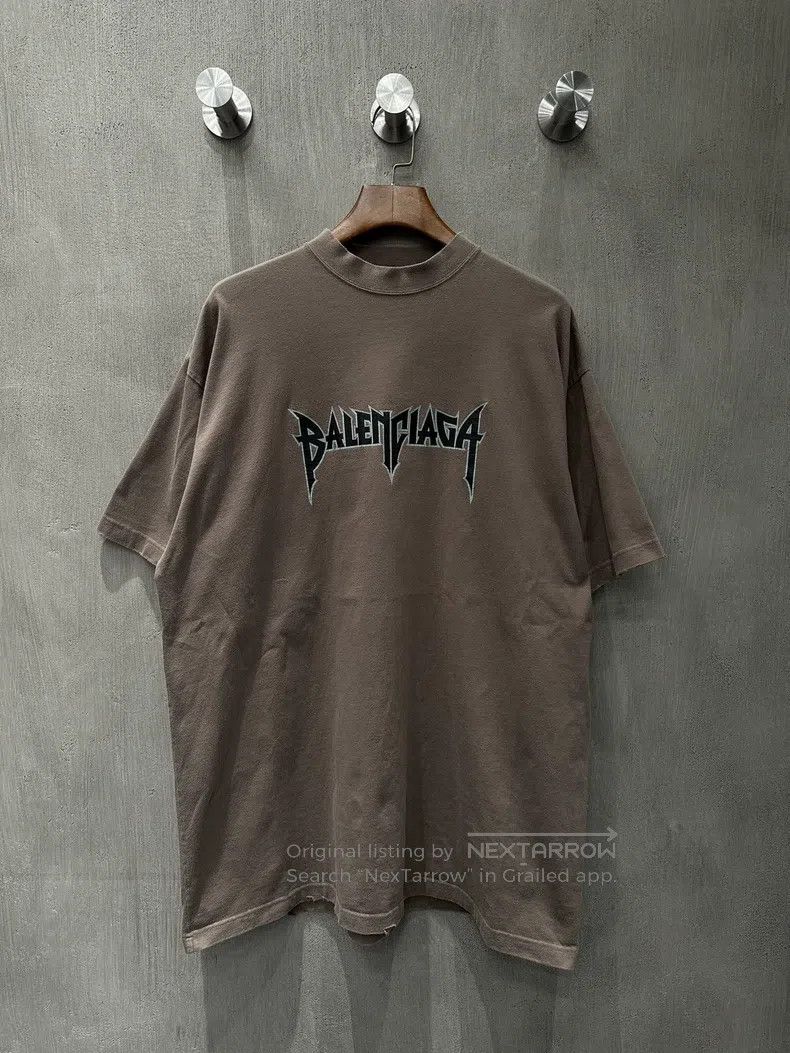 Balenciaga Balenciaga Brown distressed lightning letter short-sleeve Size US M / EU 48-50 / 2 - 1 Thumbnail