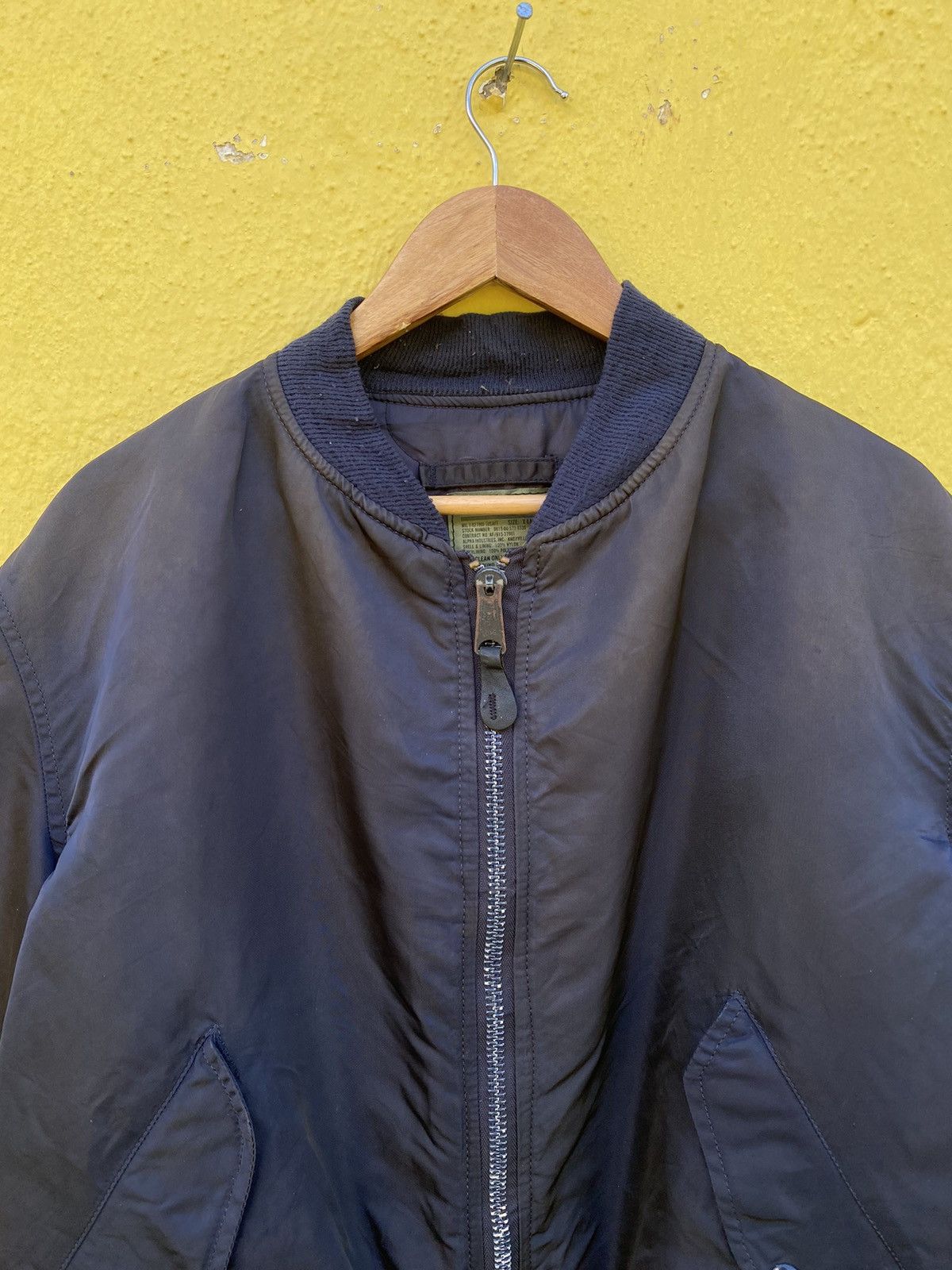 Alpha Industries × Vintage Vintage Alpha industries sunfaded bomber jacket Size US XL / EU 56 / 4 - 8 Thumbnail