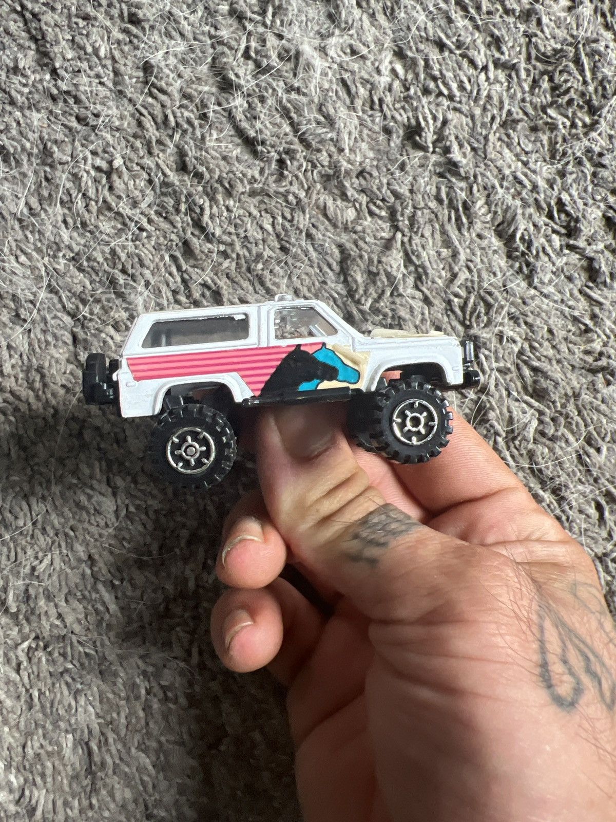 Chevrolet Swift Runner Chevy Blazer Die-Cast Size ONE SIZE - 4 Thumbnail