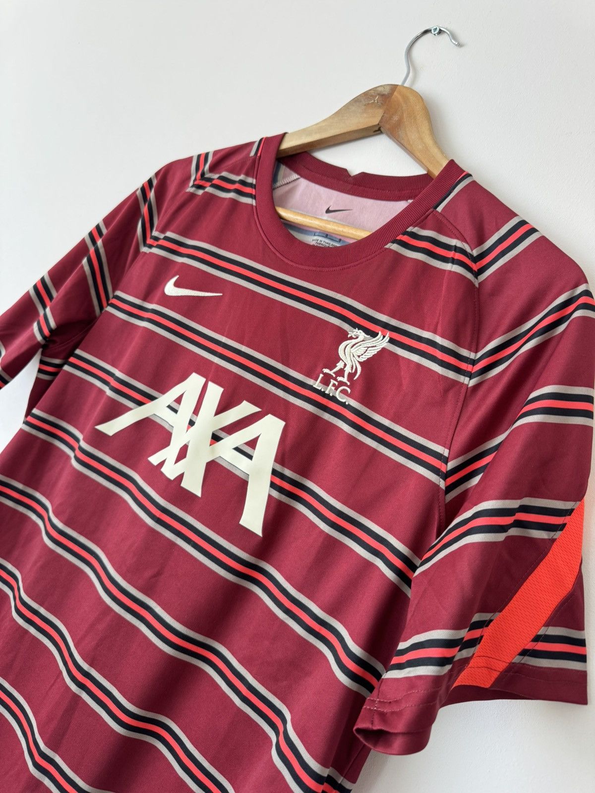 Nike Liverpool 2021-2022 Soccer Jersey Football Kit Shirt Size US L / EU 52-54 / 3 - 6 Thumbnail