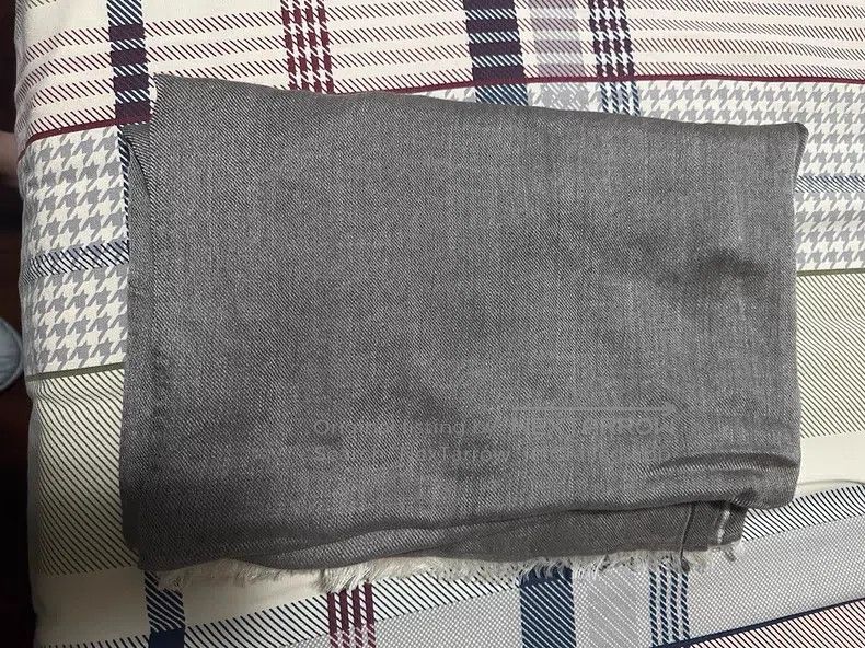 Loro Piana Loro Piana size 2m*1.5m Shawl, cashmere with silk, very com Size ONE SIZE - 1 Thumbnail