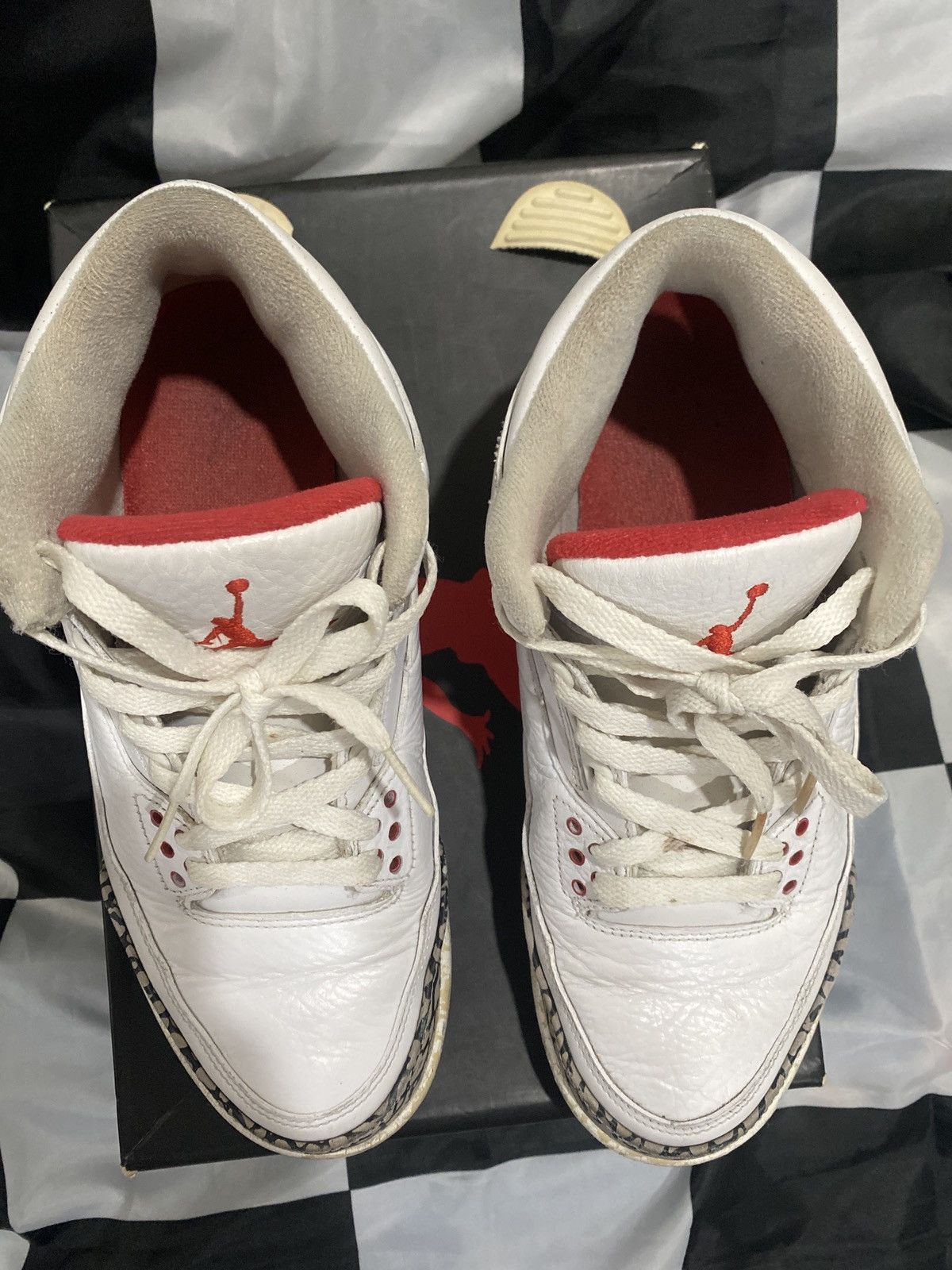 Jordan Brand Air Jordan 3 White Cement size 8.5 Size US 8.5 / EU 41-42 - 5 Thumbnail